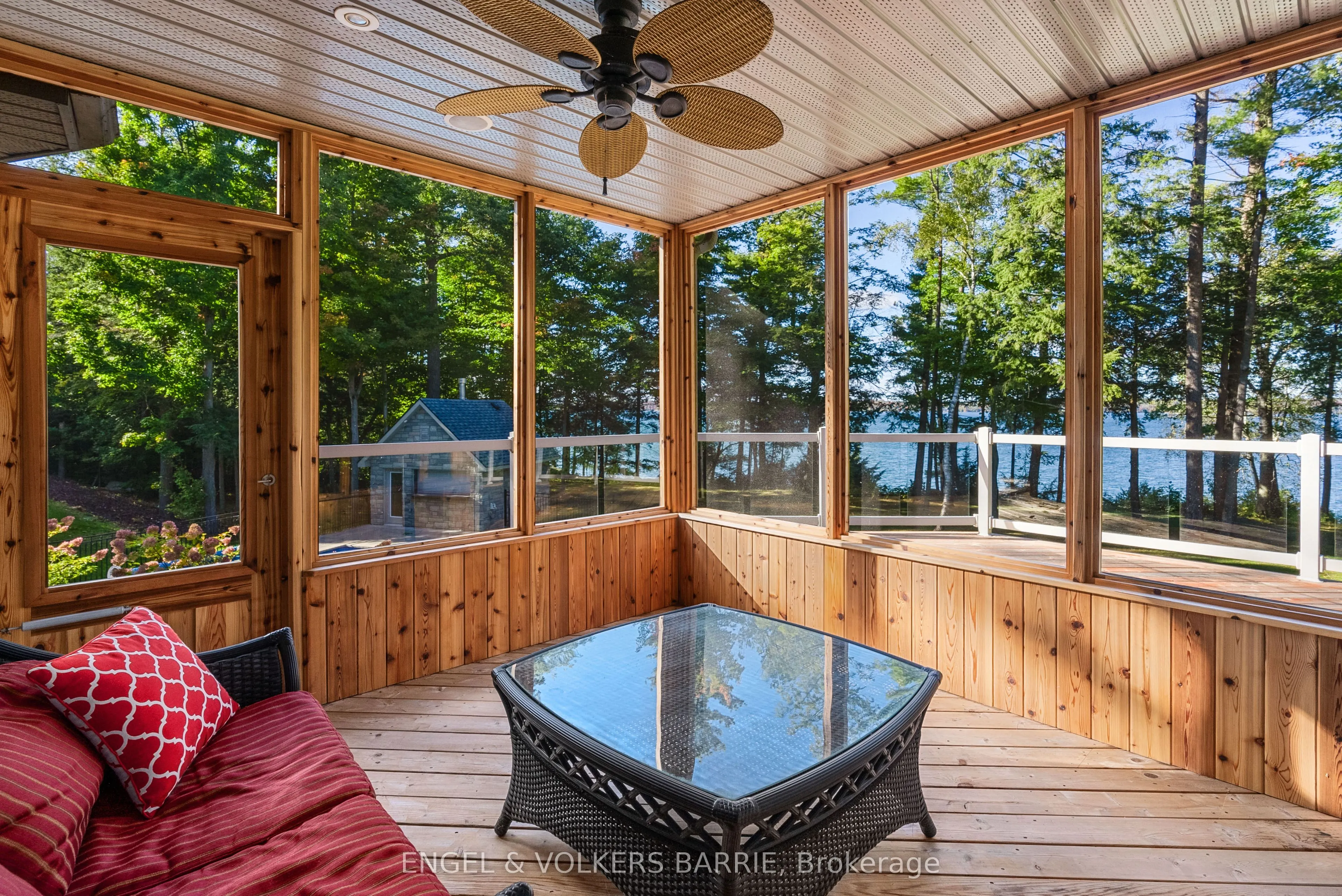 1220 Shoreview Drive