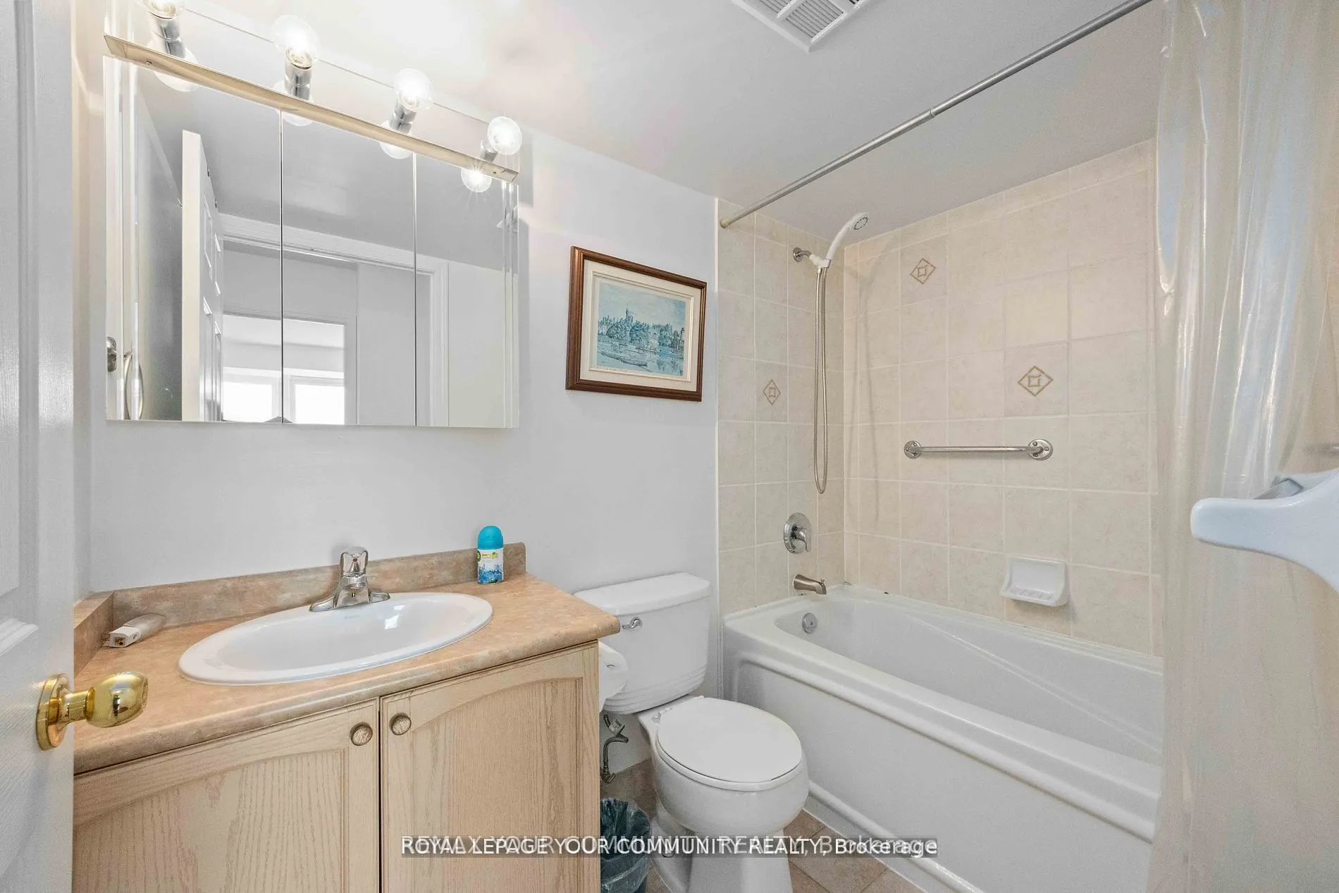 23 Oneida Crescent #909