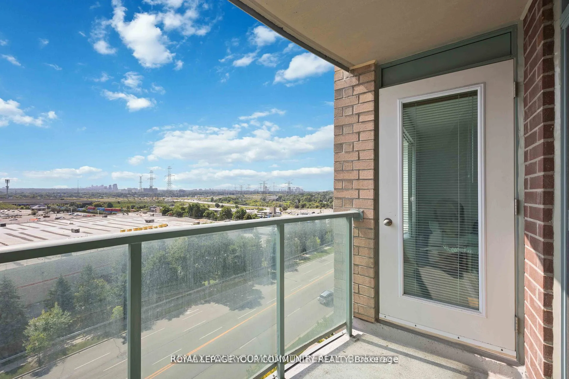 23 Oneida Crescent #909