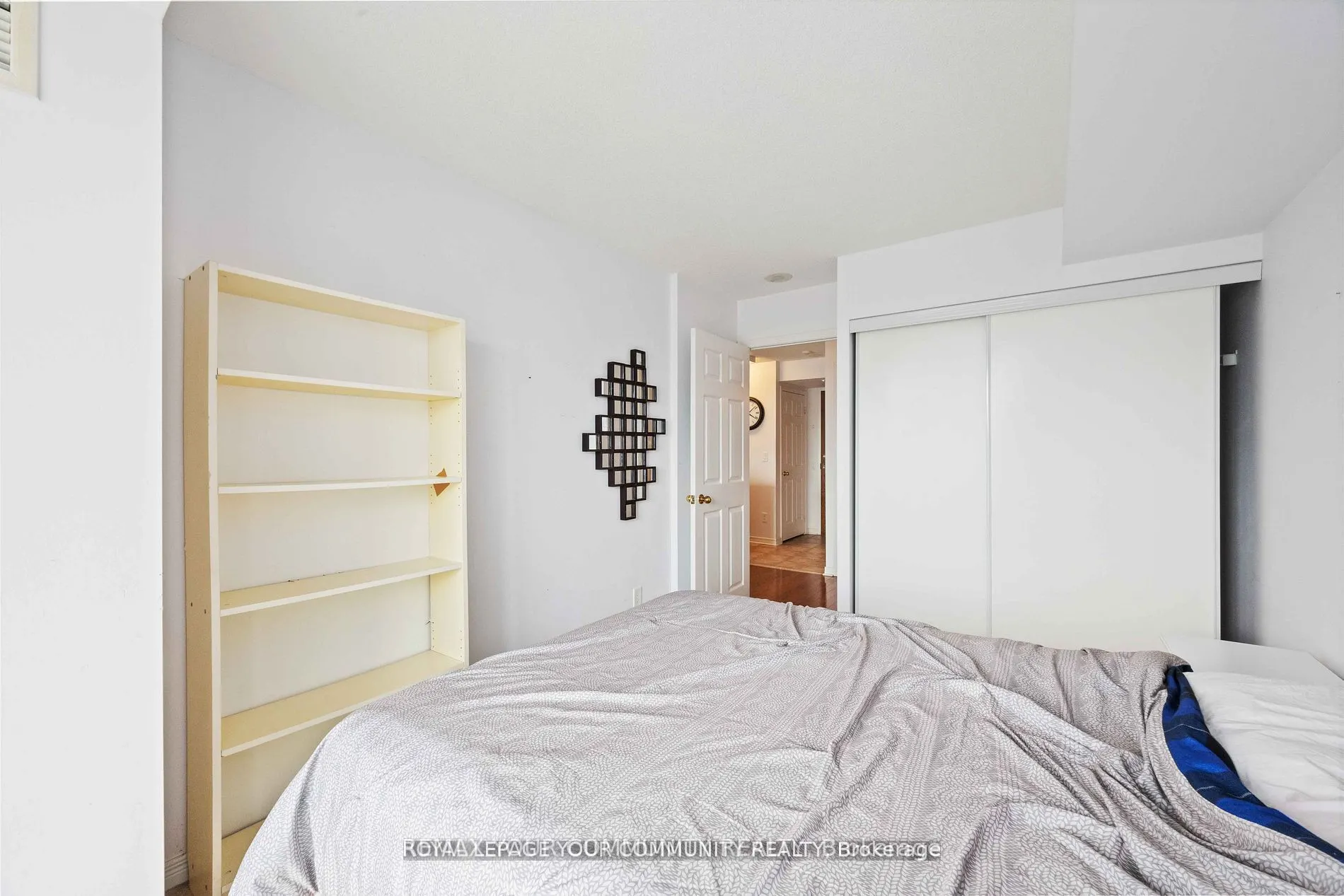23 Oneida Crescent #909