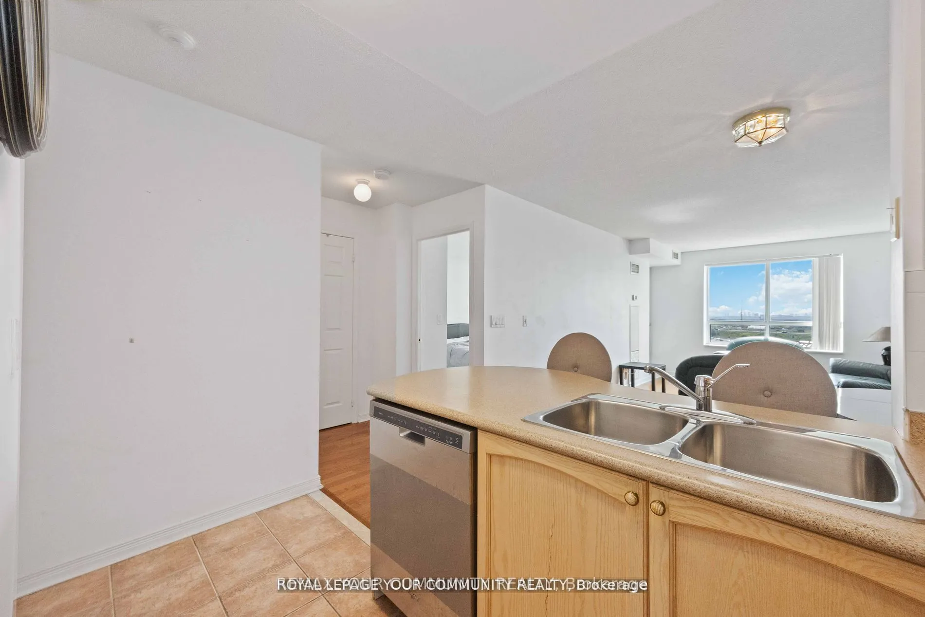 23 Oneida Crescent #909