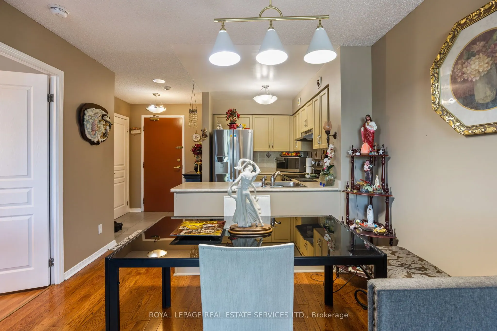 9 Northern Heights Drive #101