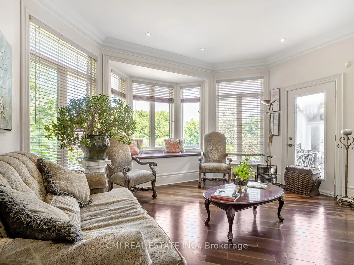 776 Woodland Acres Crescent