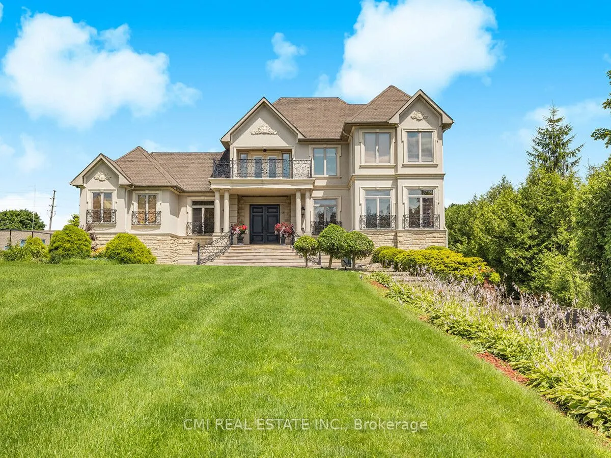 776 Woodland Acres Crescent