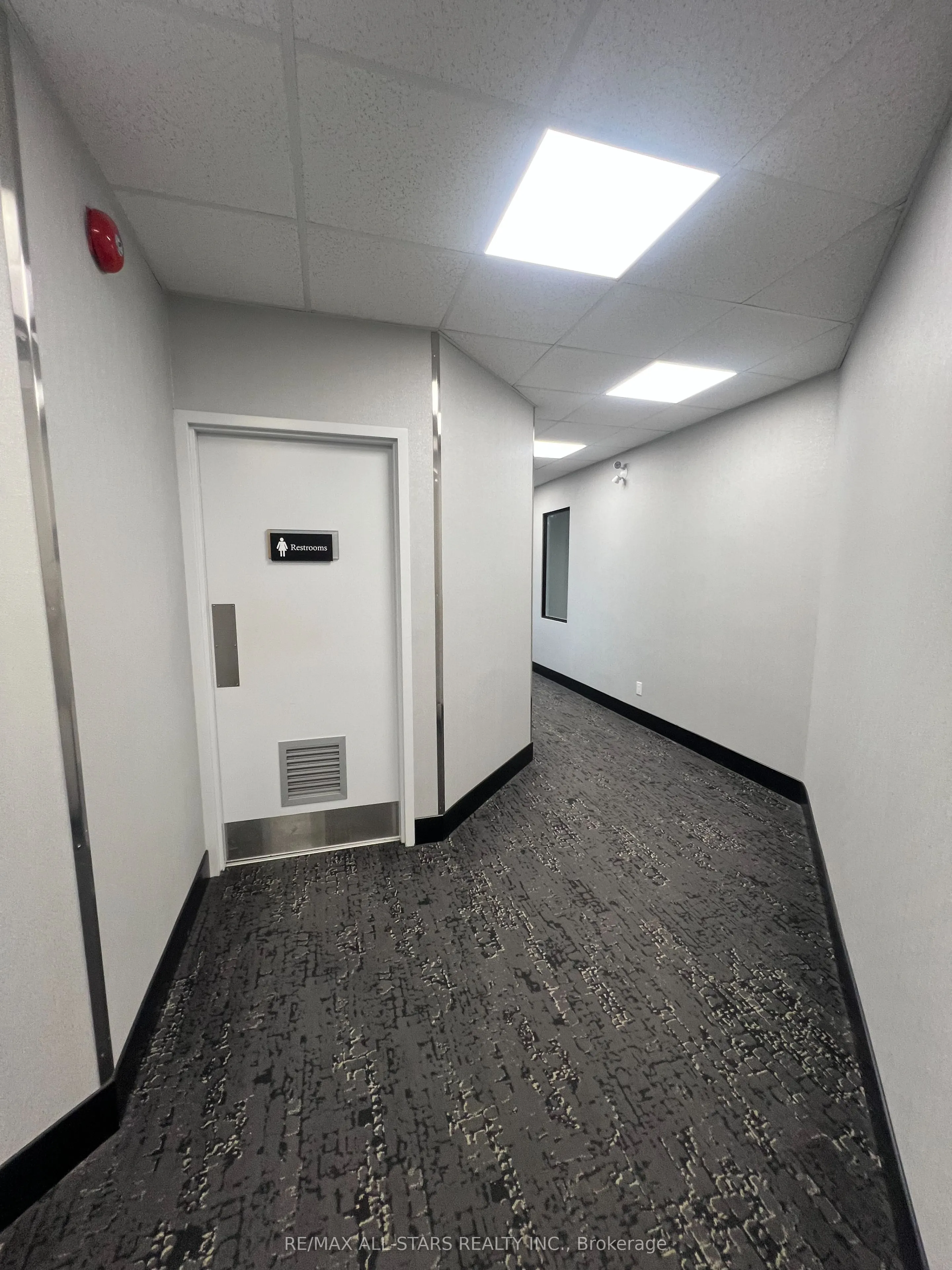 29 Toronto Street S #106