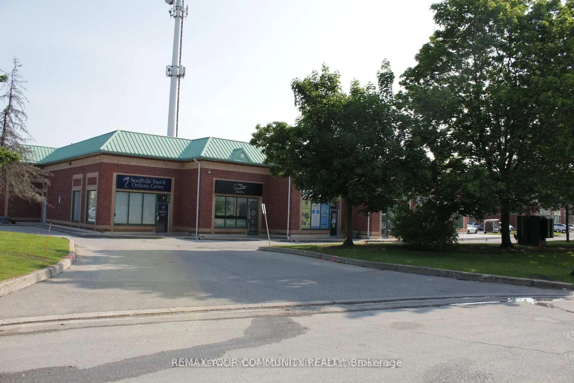 100 Ringwood Drive #6