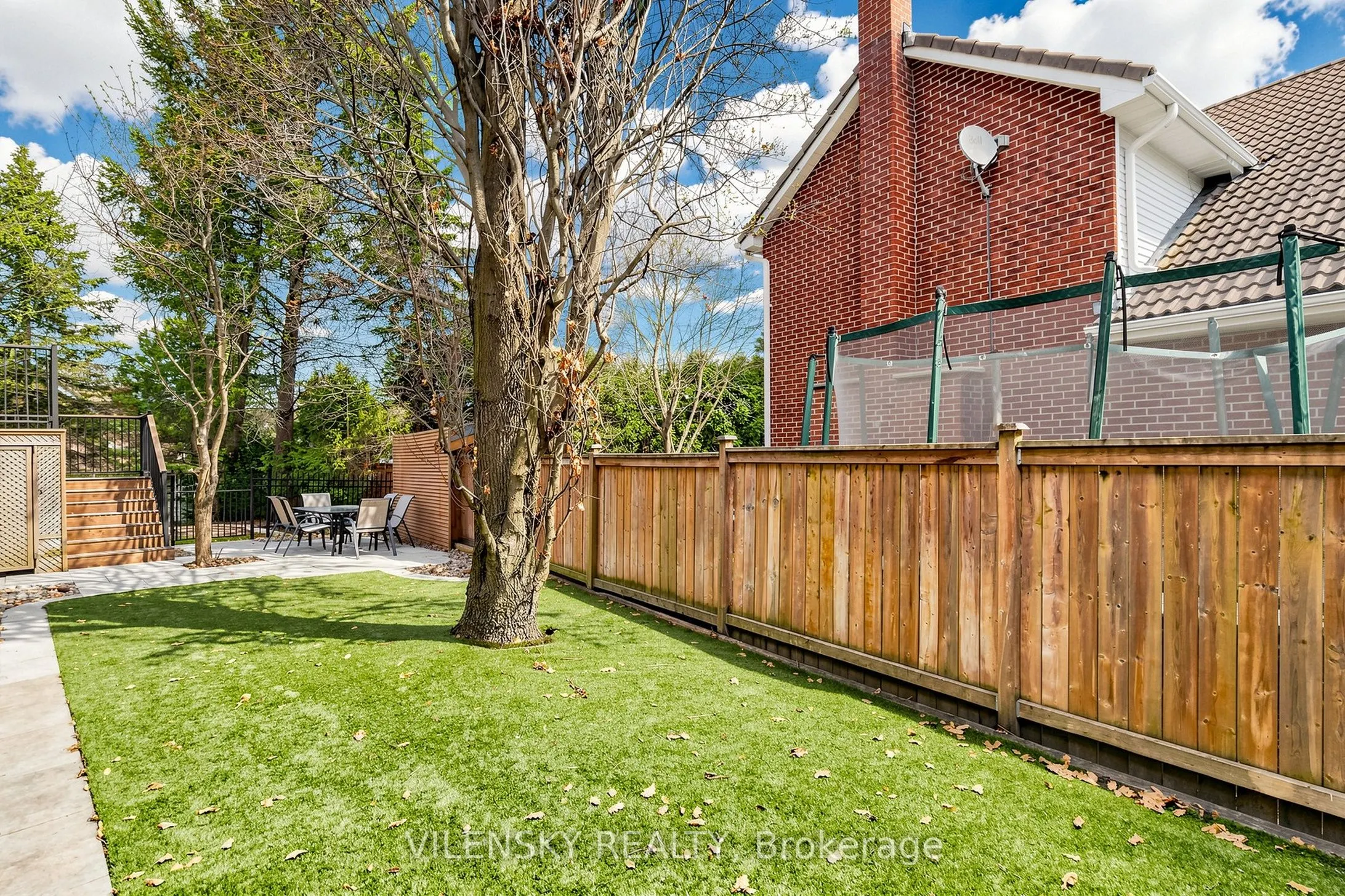 32 Whitfield Court