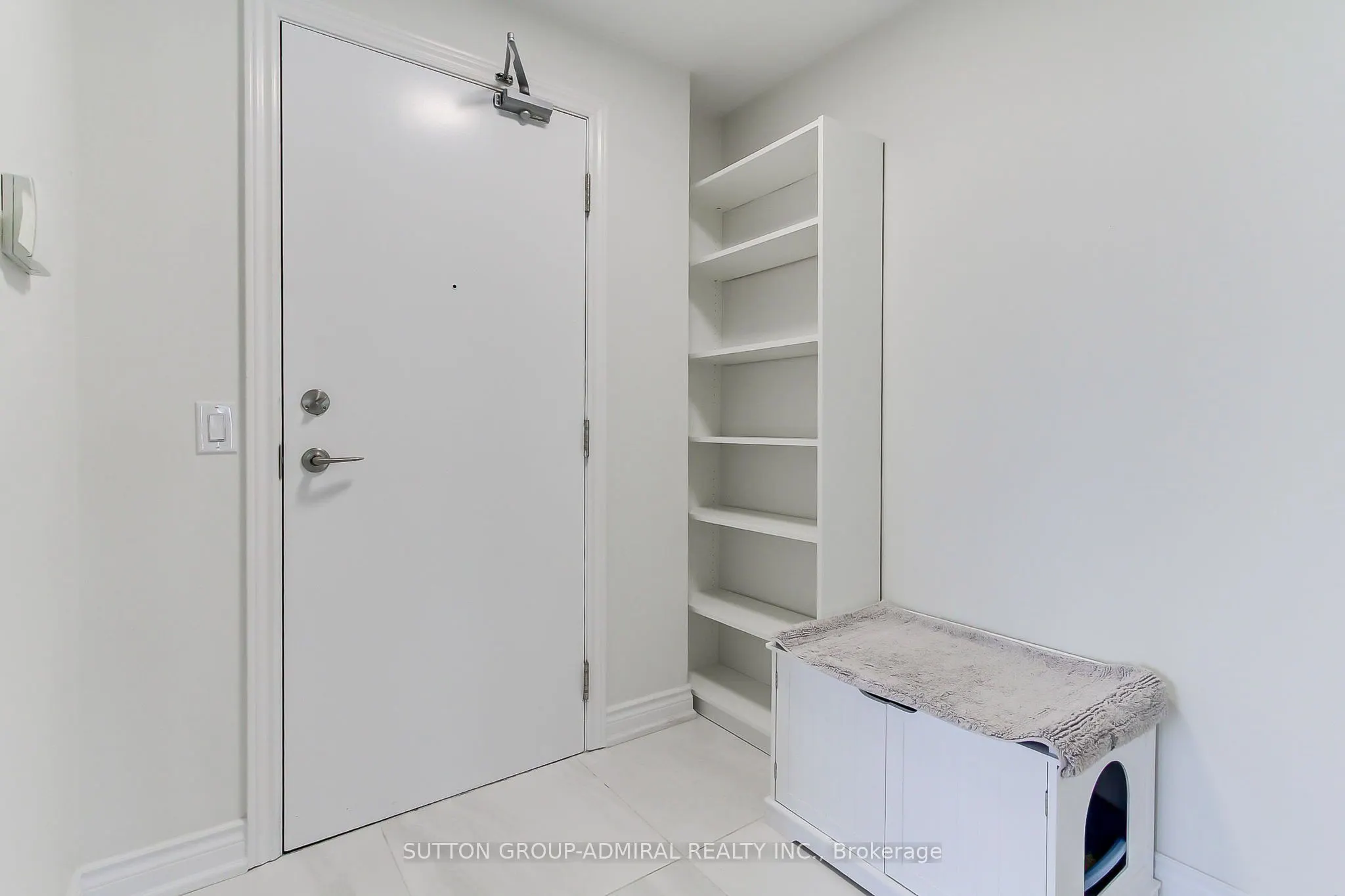 50 DISERA Drive #905