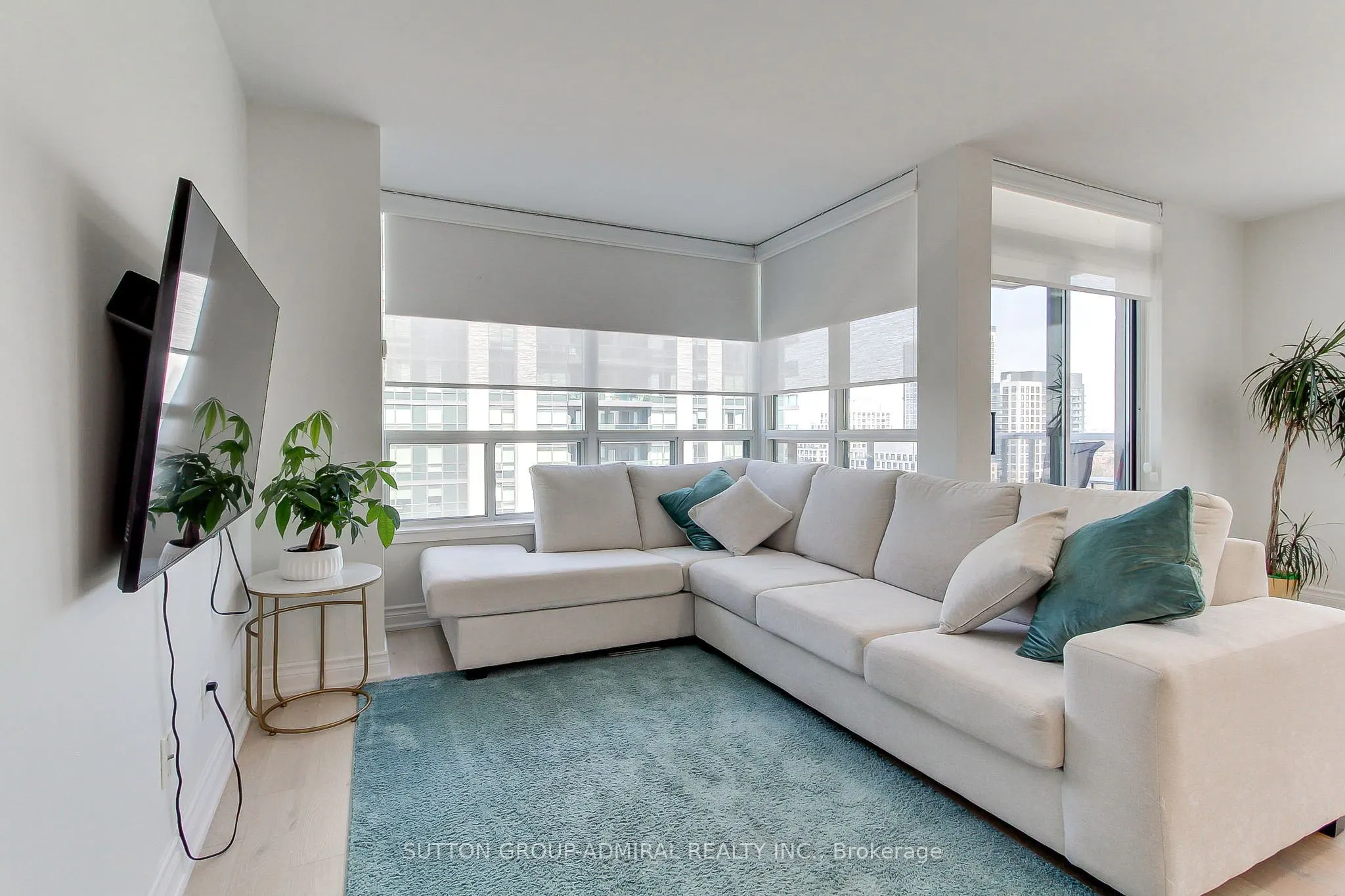 50 DISERA Drive #905