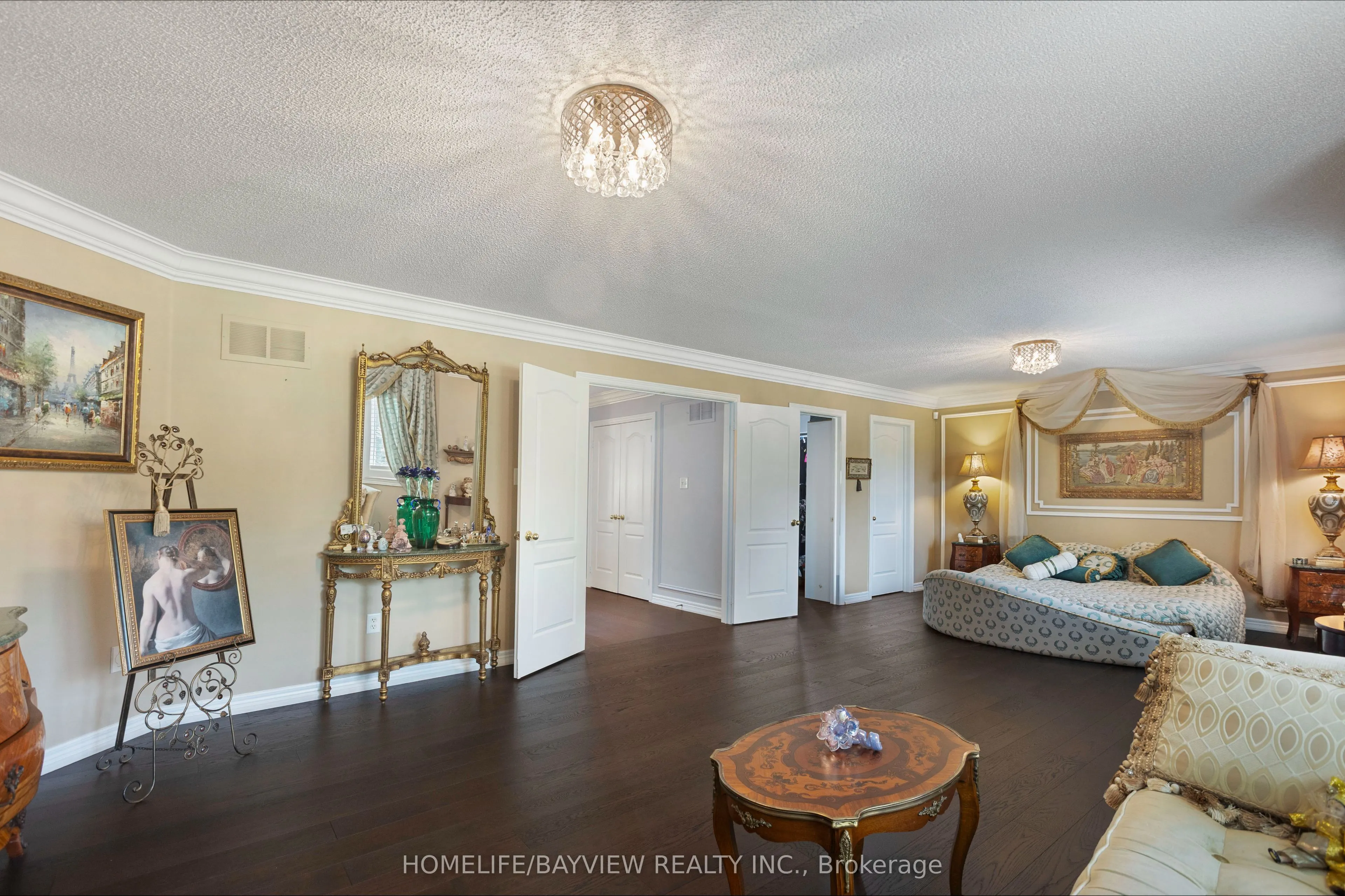 8 Pico Crescent