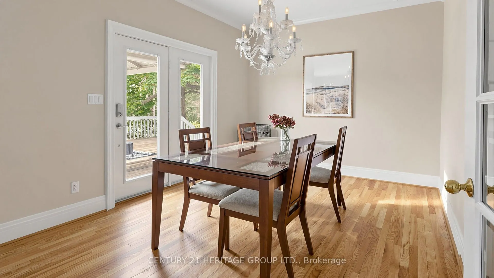 21455 Warden Avenue