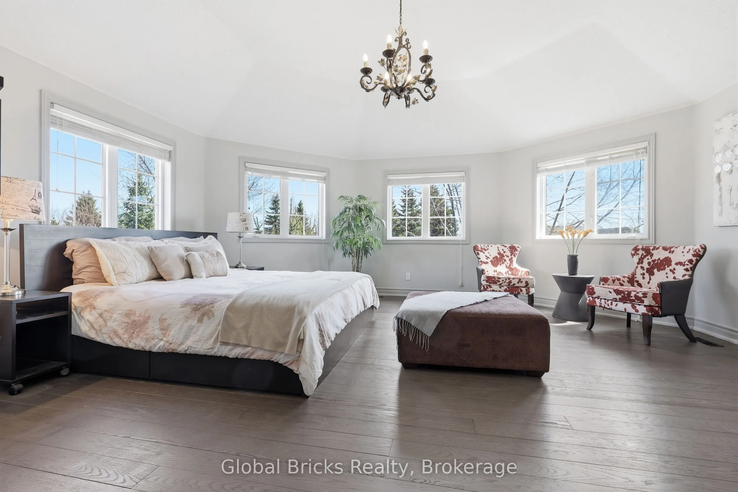 74 Kootenay Ridge