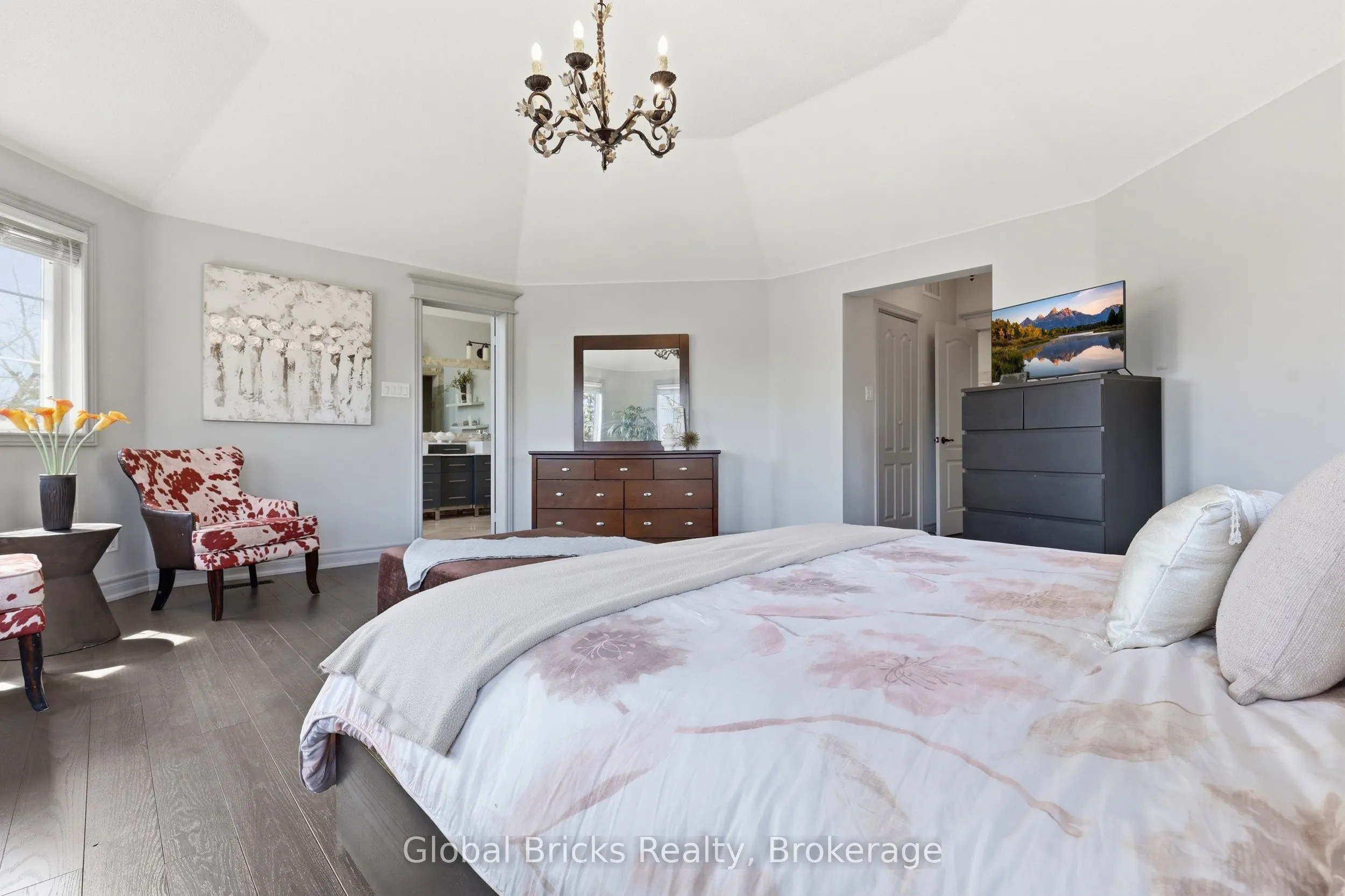 74 Kootenay Ridge