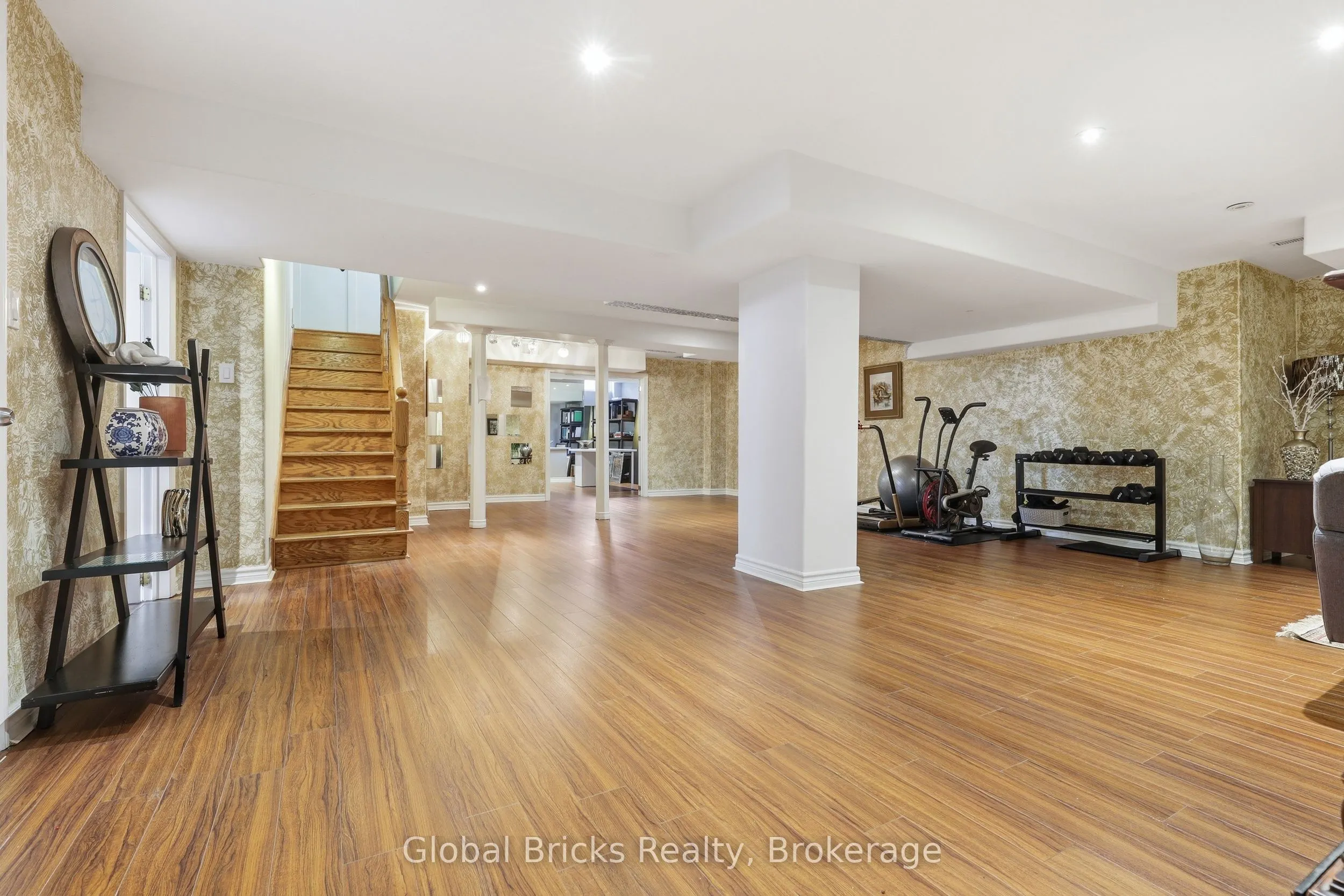 74 Kootenay Ridge
