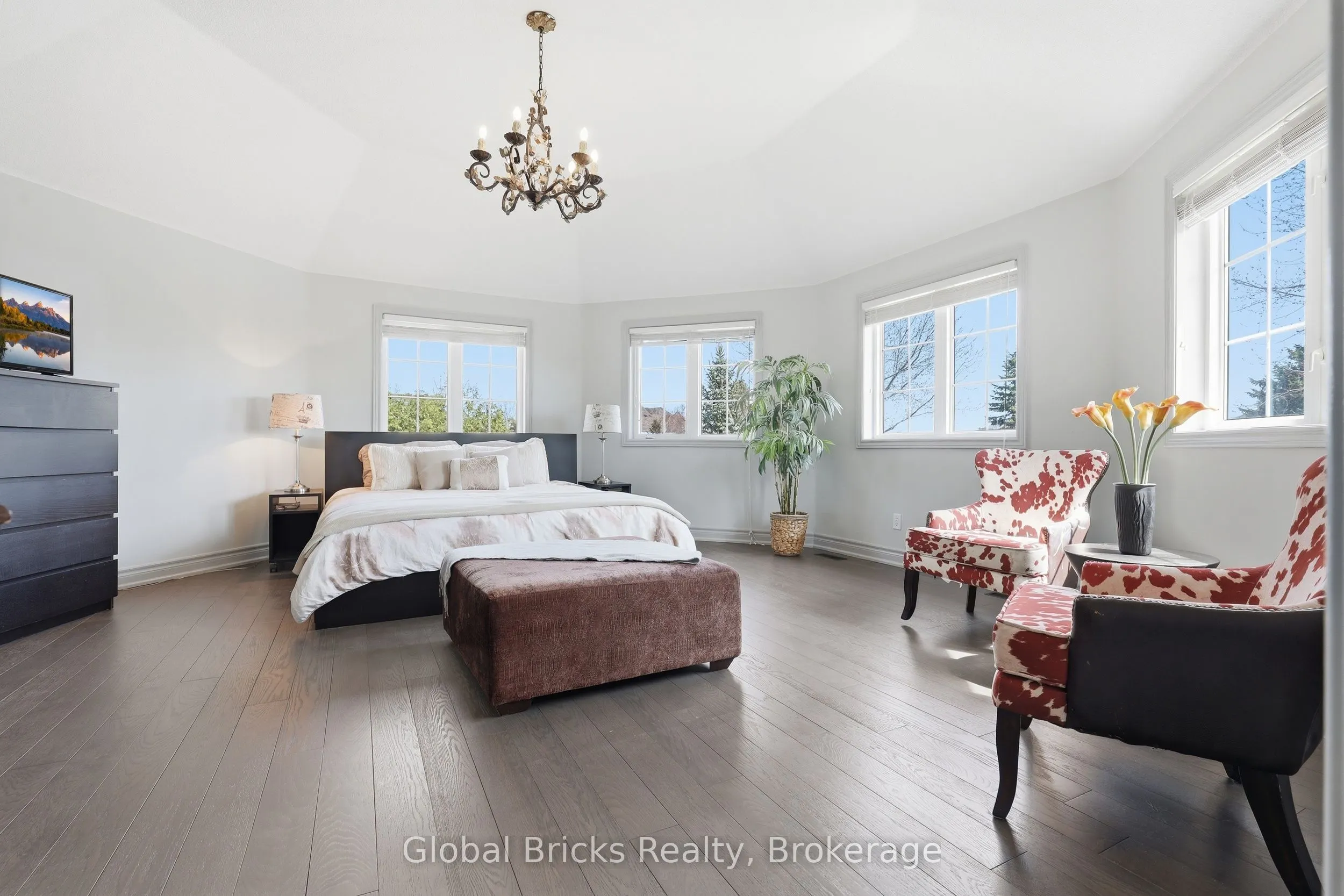 74 Kootenay Ridge