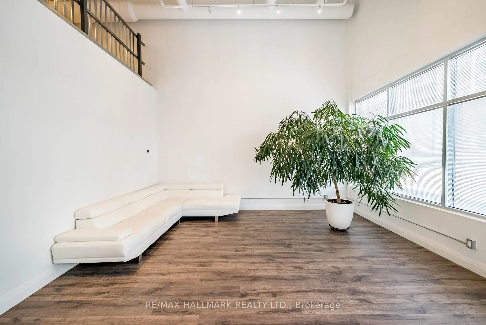 155 Mostar Street #12