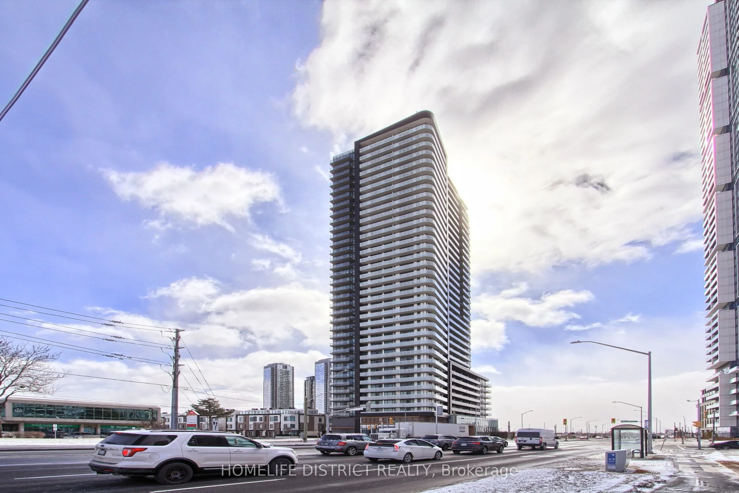 7895 JANE Street #717