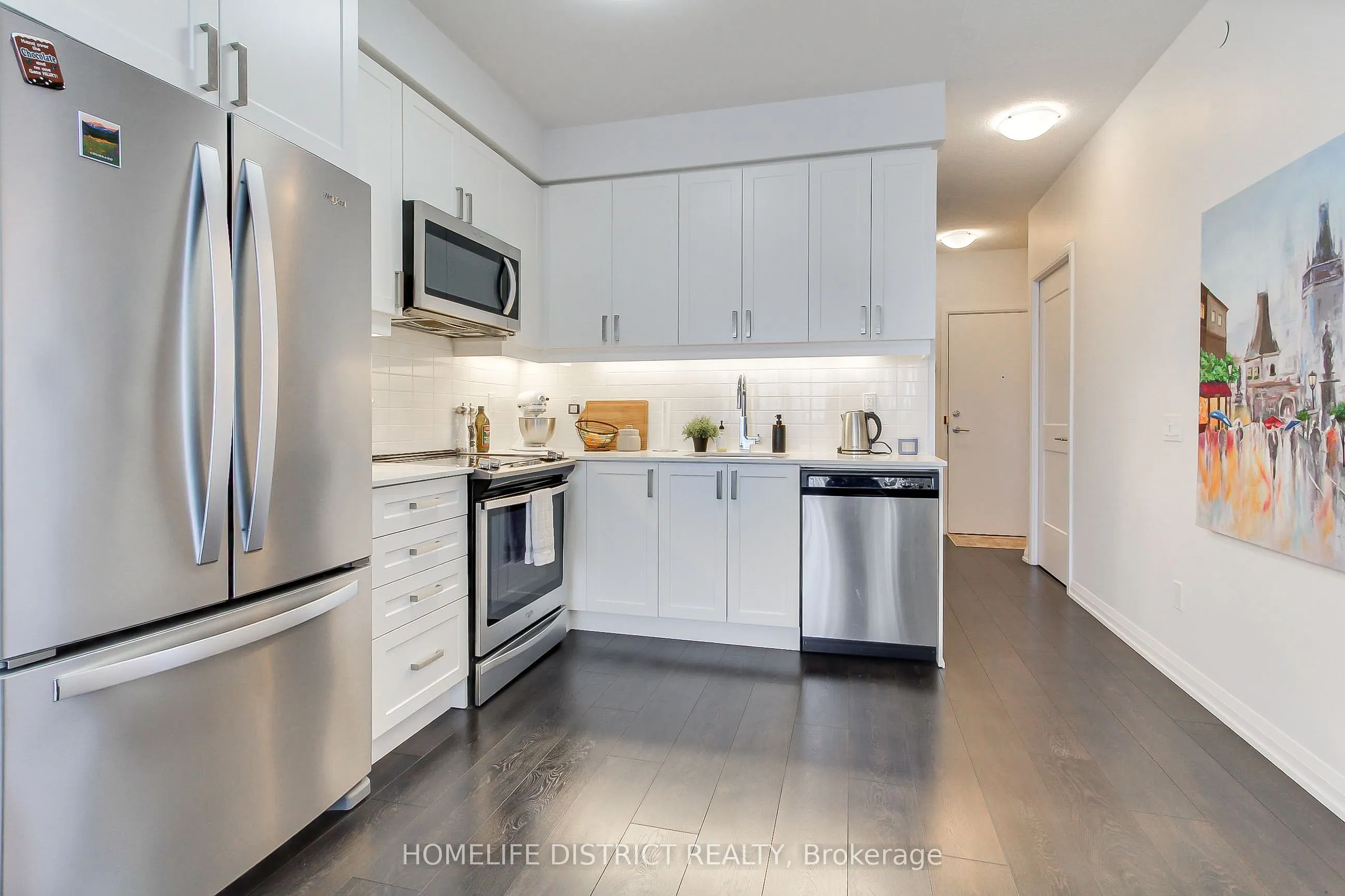 7895 JANE Street #717