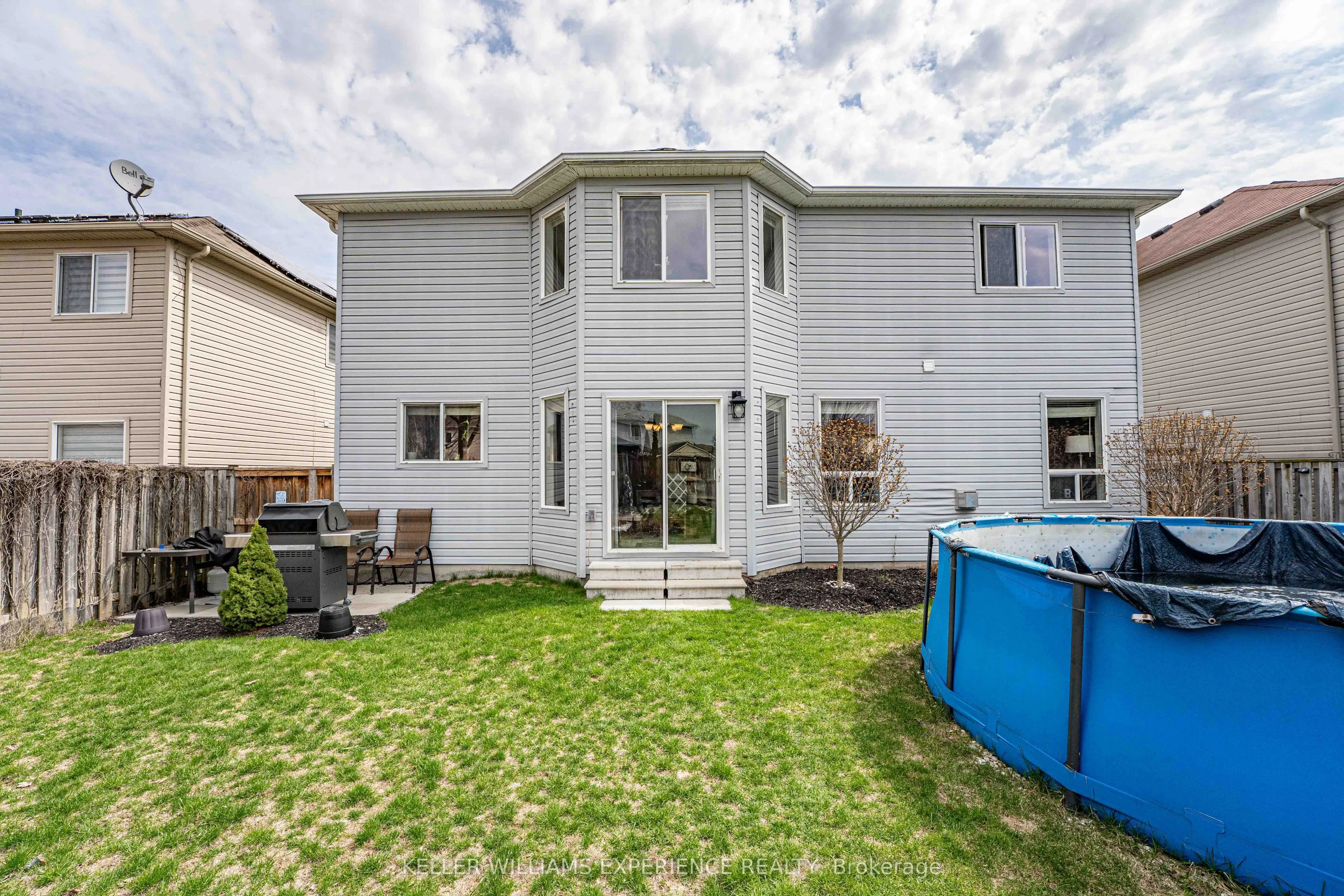 39 Stonemount Crescent