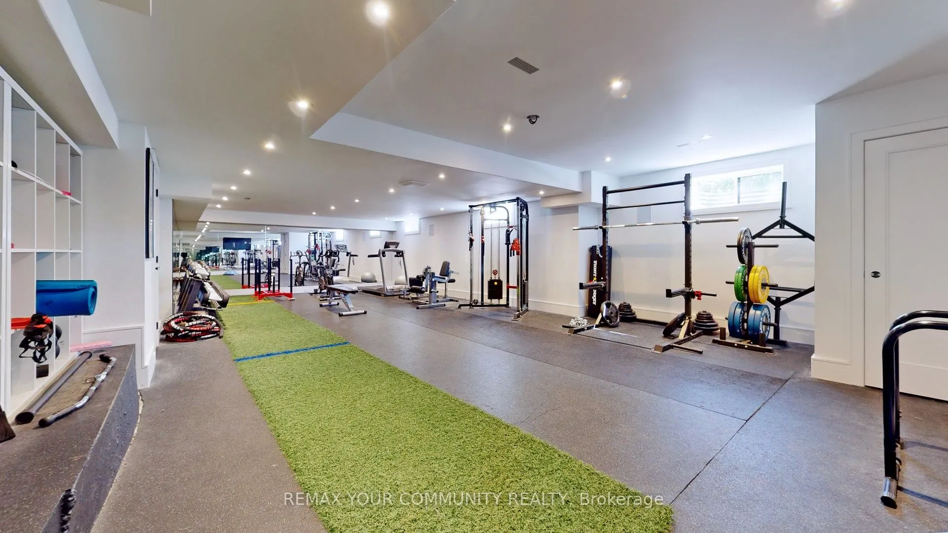 557 Aintree Drive