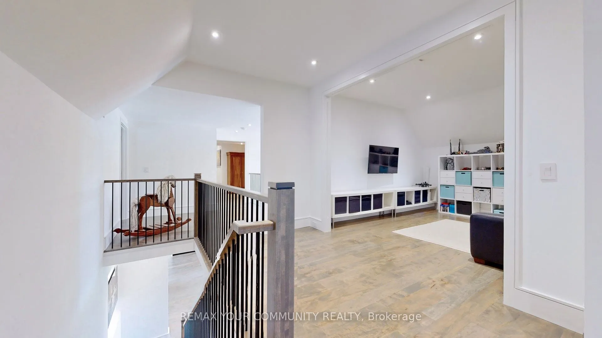 557 Aintree Drive