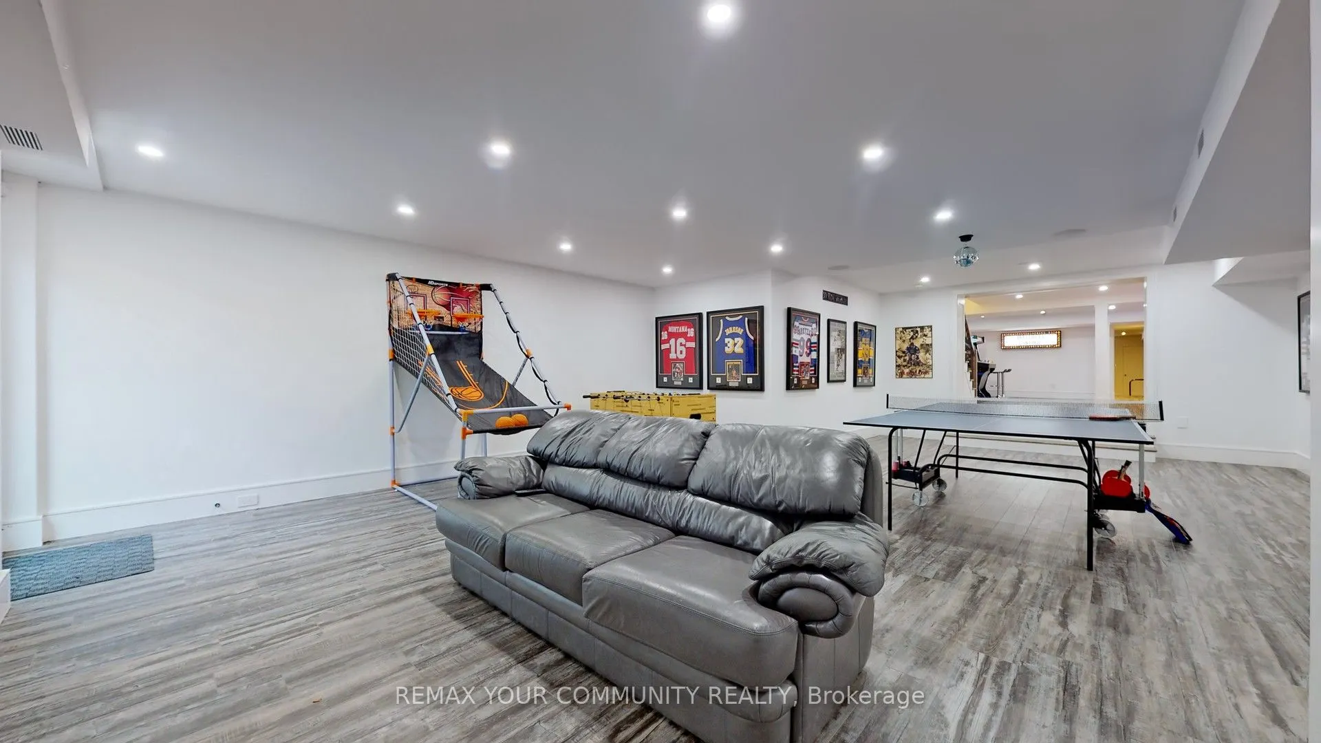 557 Aintree Drive