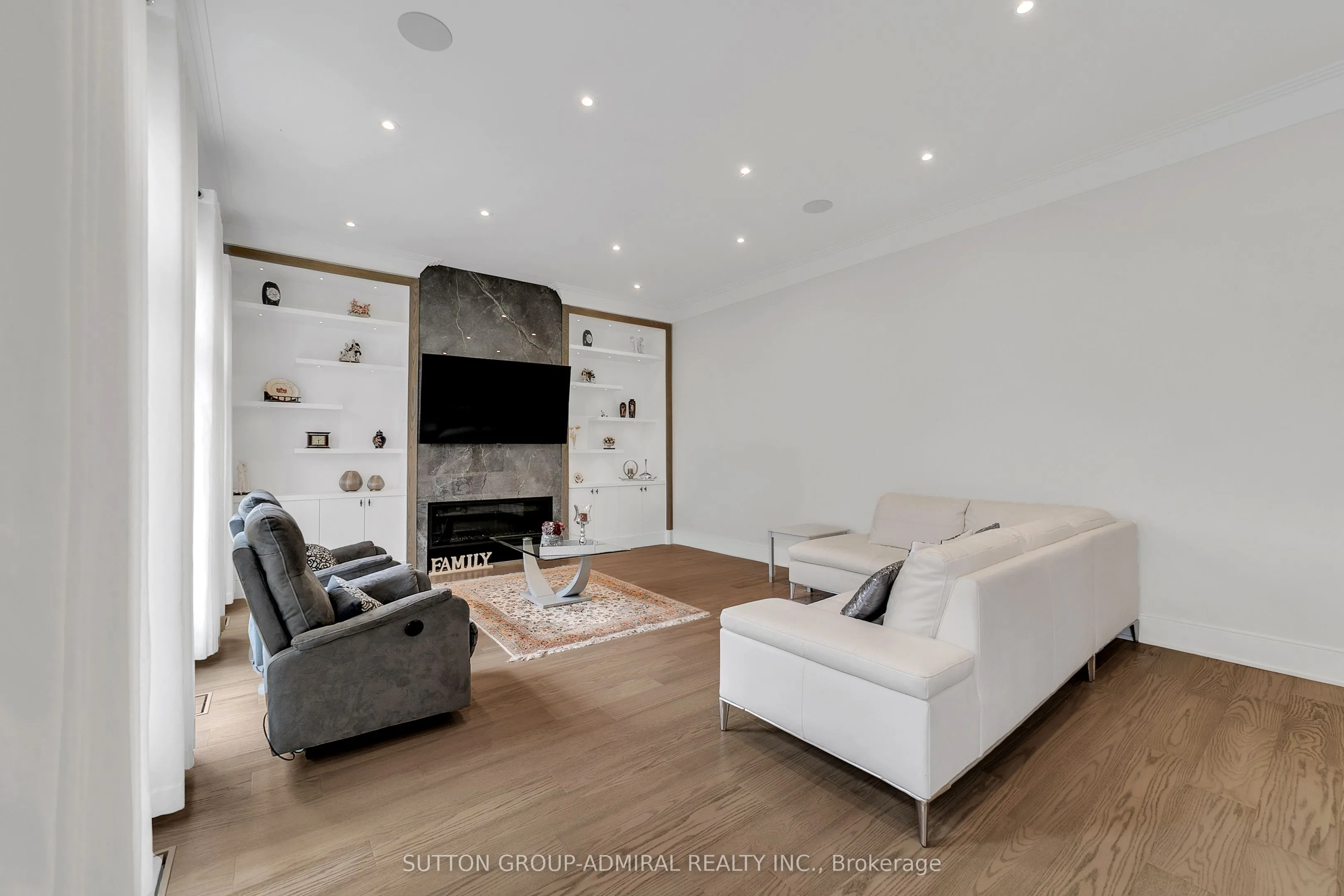 176 Rumble Avenue
