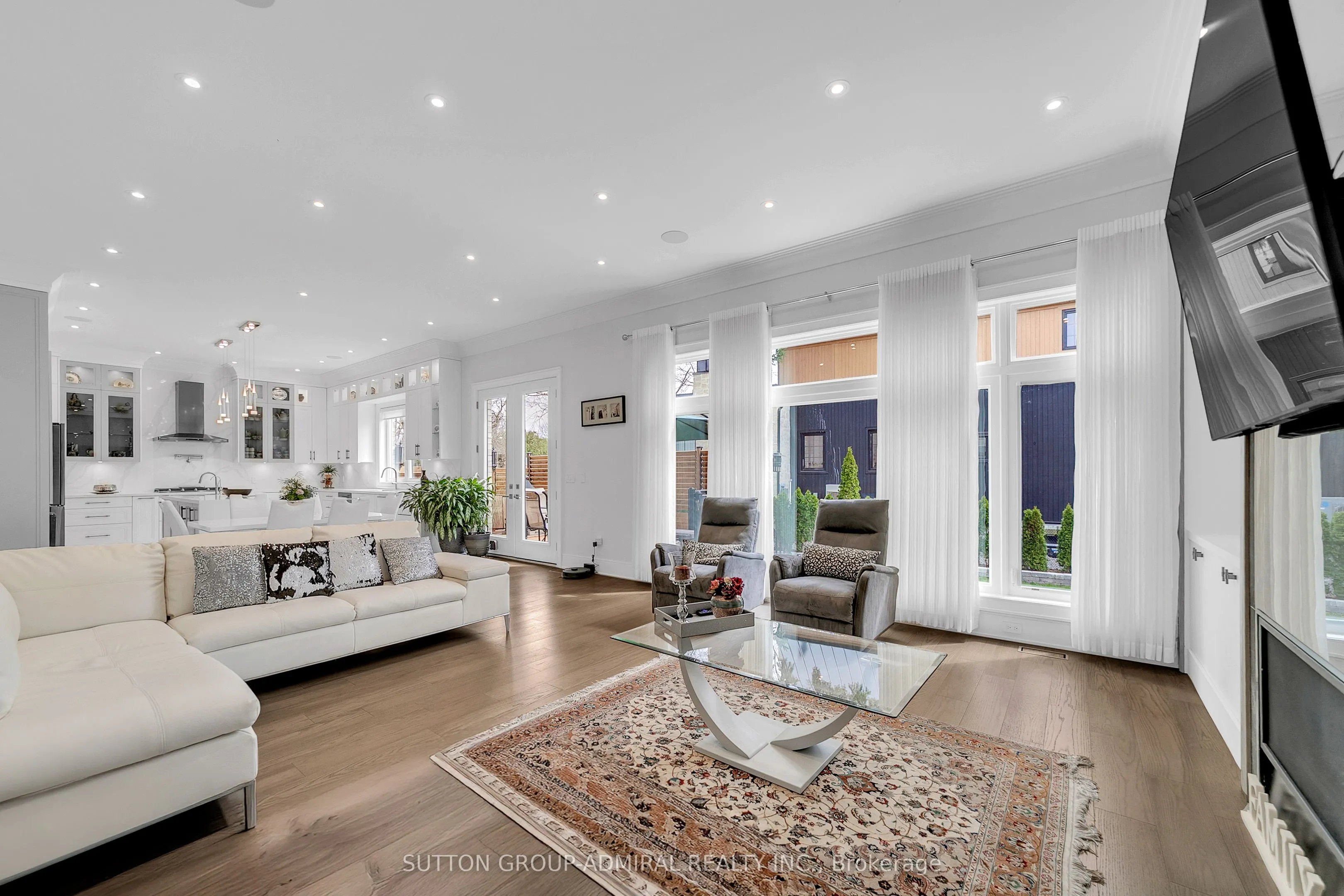 176 Rumble Avenue