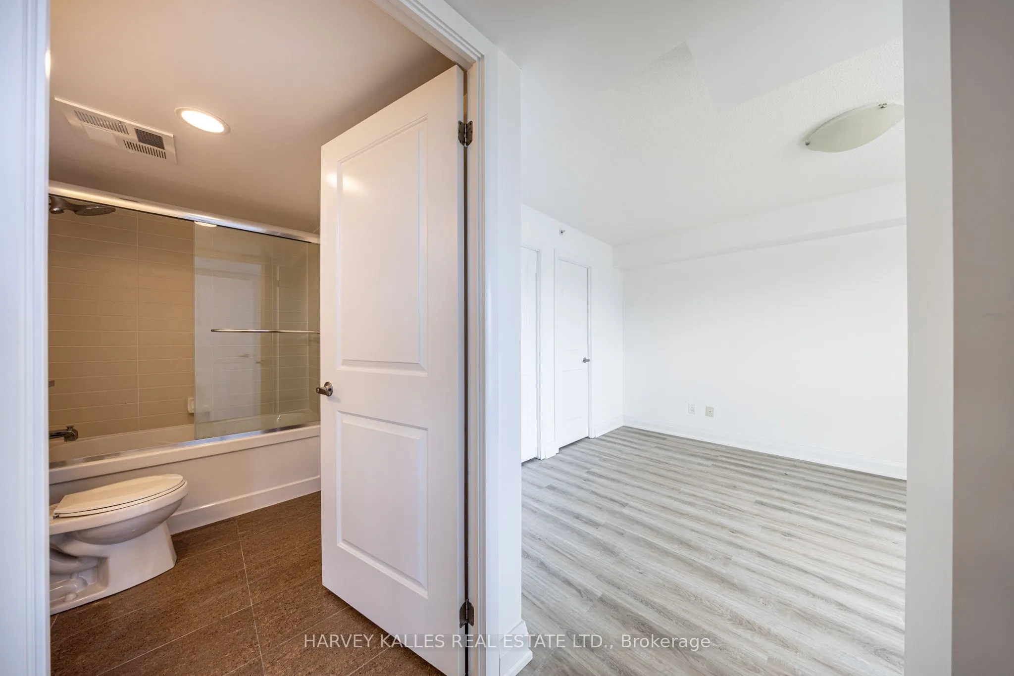 75 Norman Bethune Avenue #317
