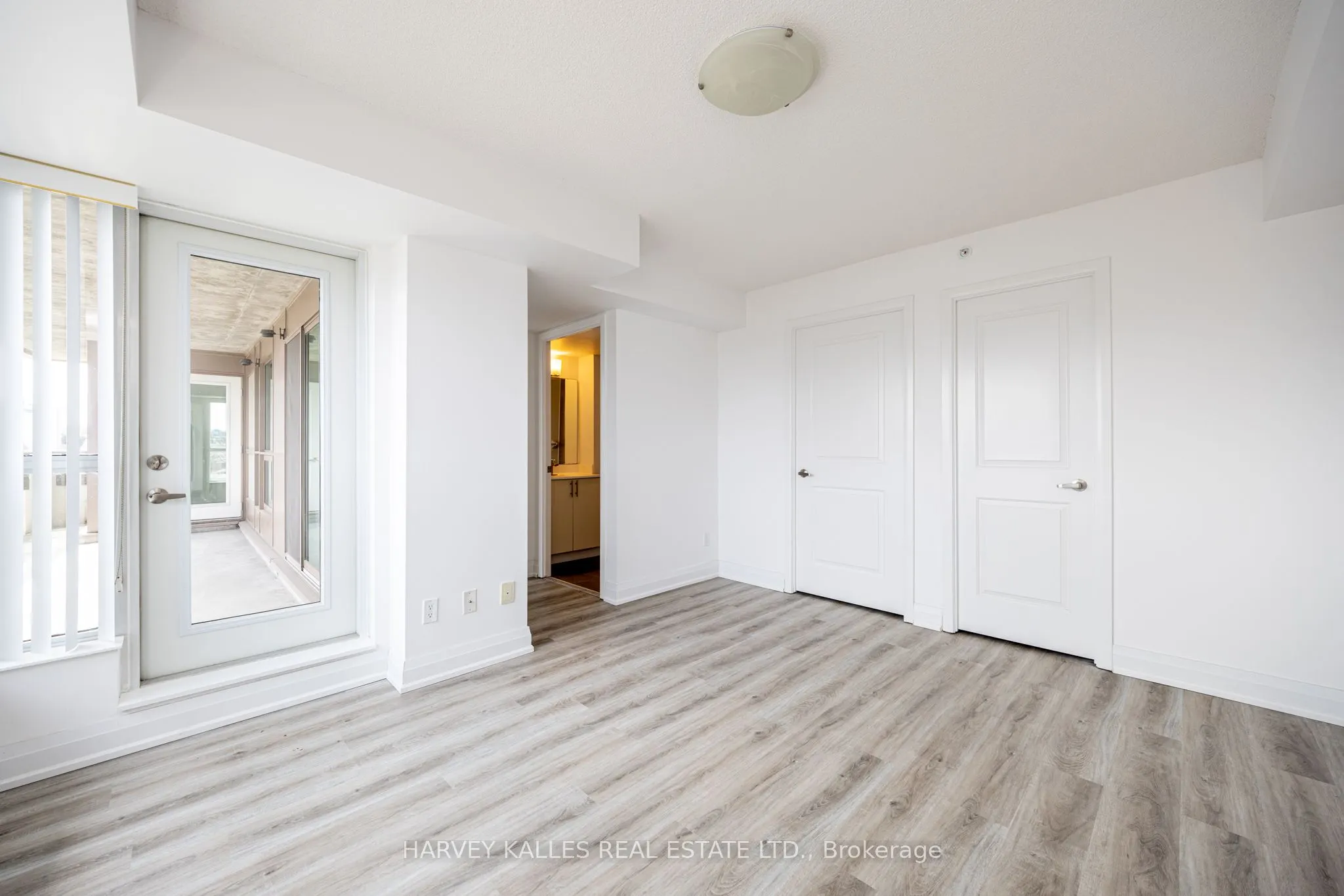 75 Norman Bethune Avenue #317