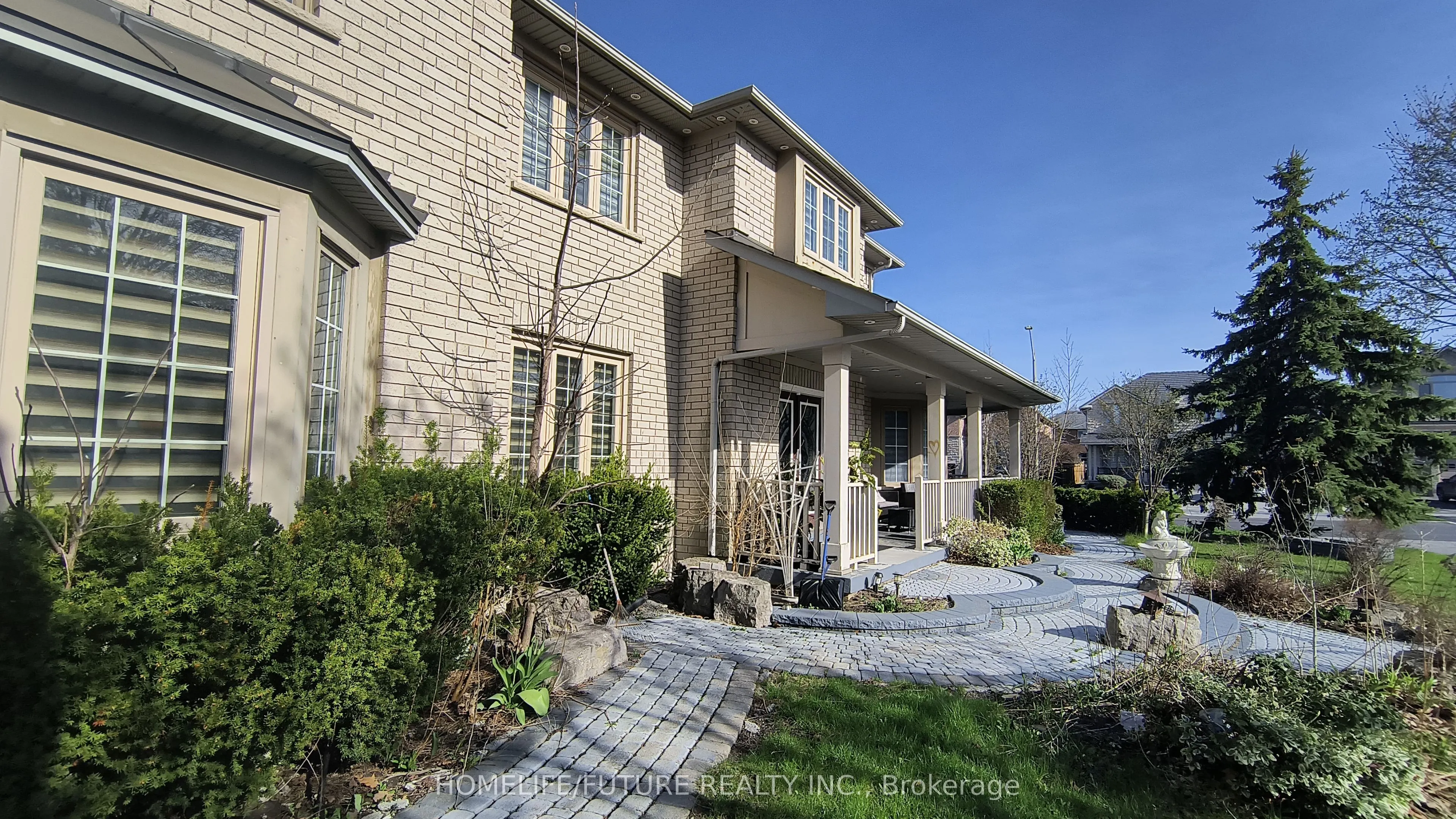 75 Boxwood Crescent