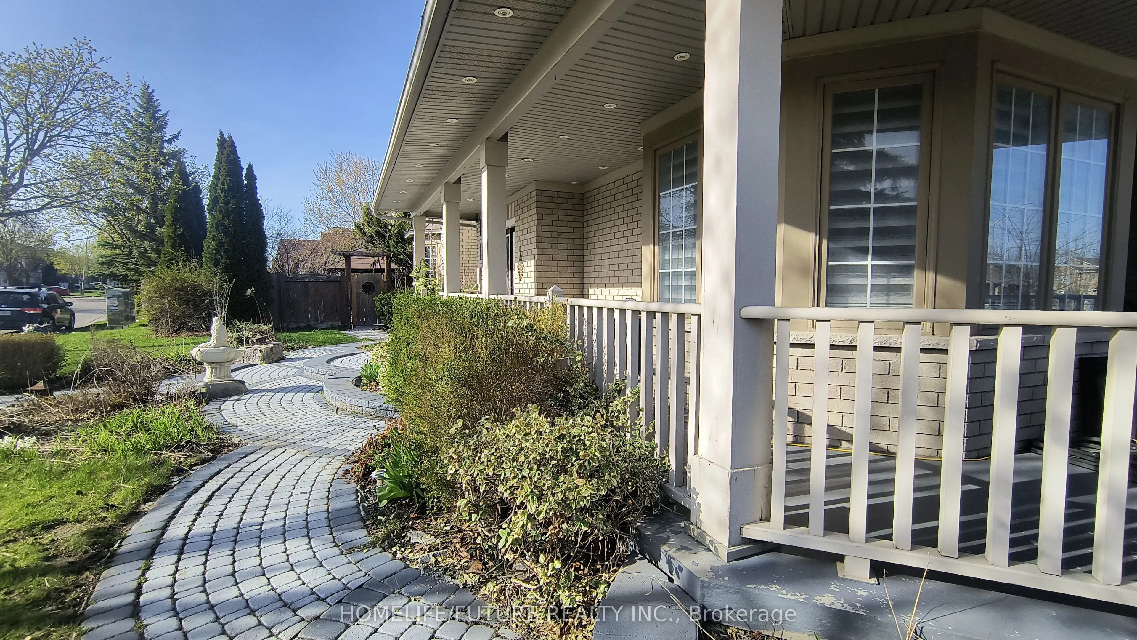 75 Boxwood Crescent