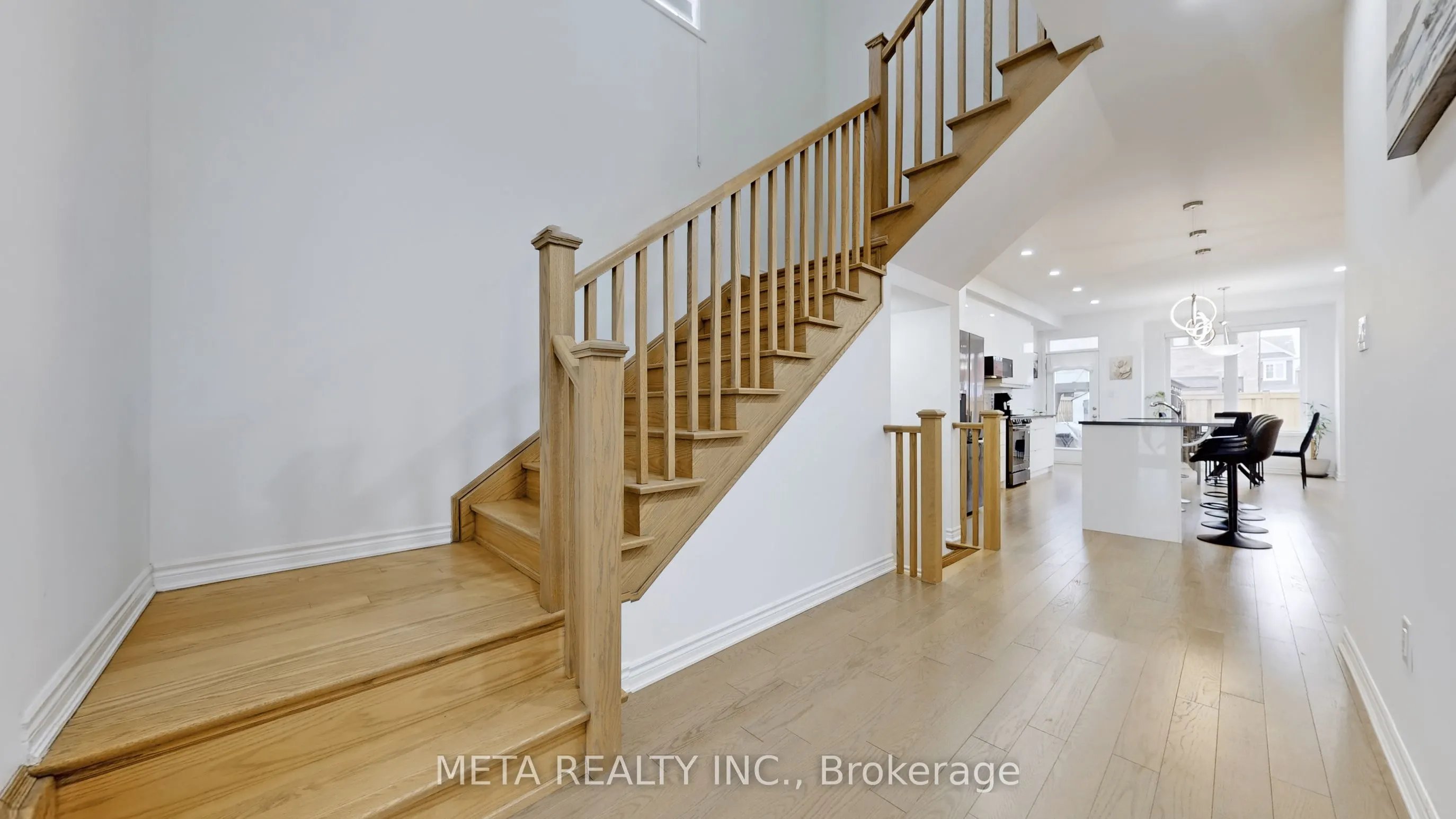 707 Lamb Street