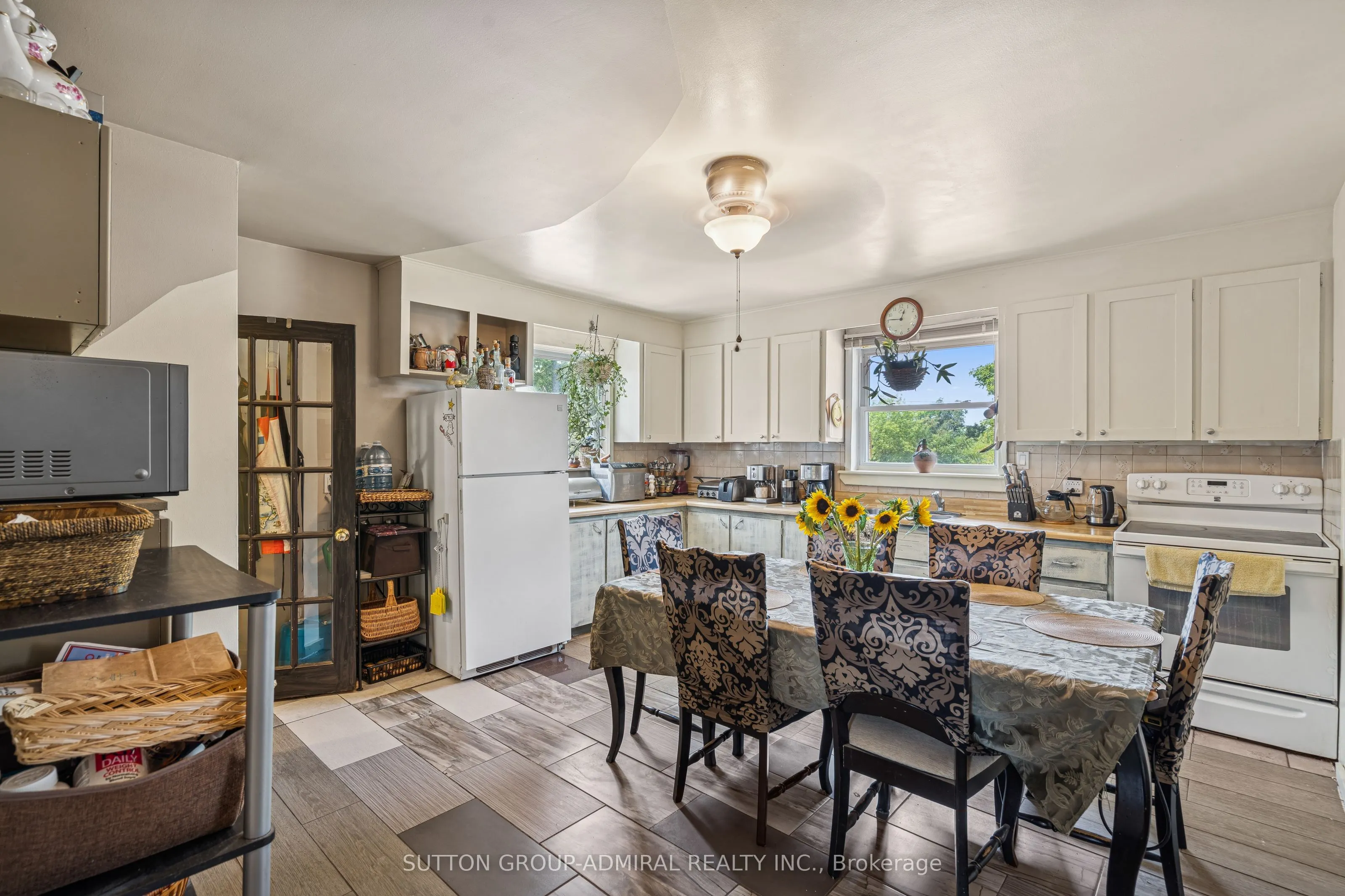499 York Street
