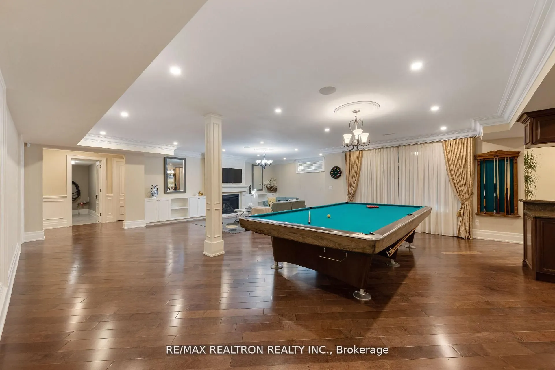 223 Crestwood Road