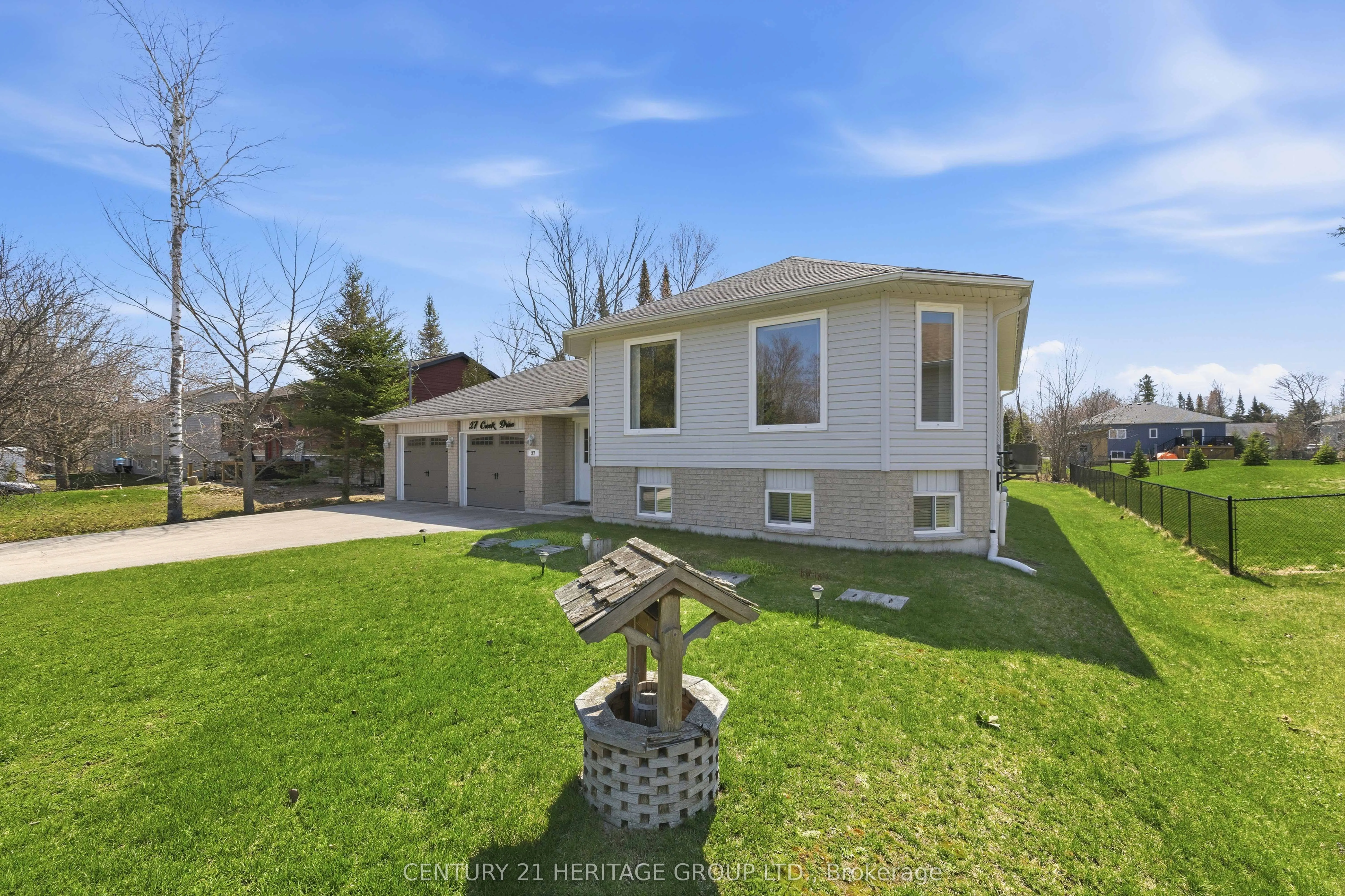 27 Creek Drive