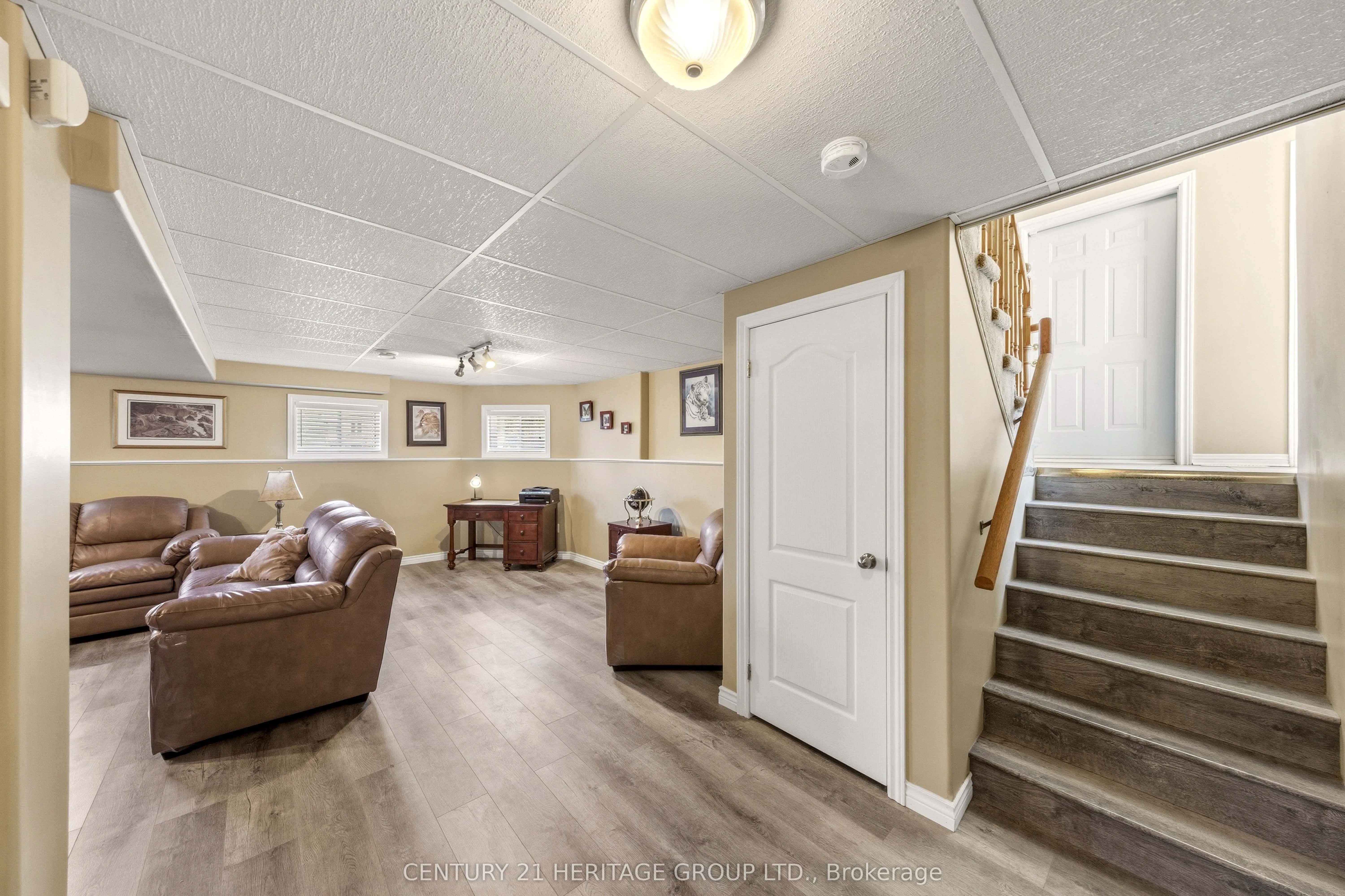 27 Creek Drive