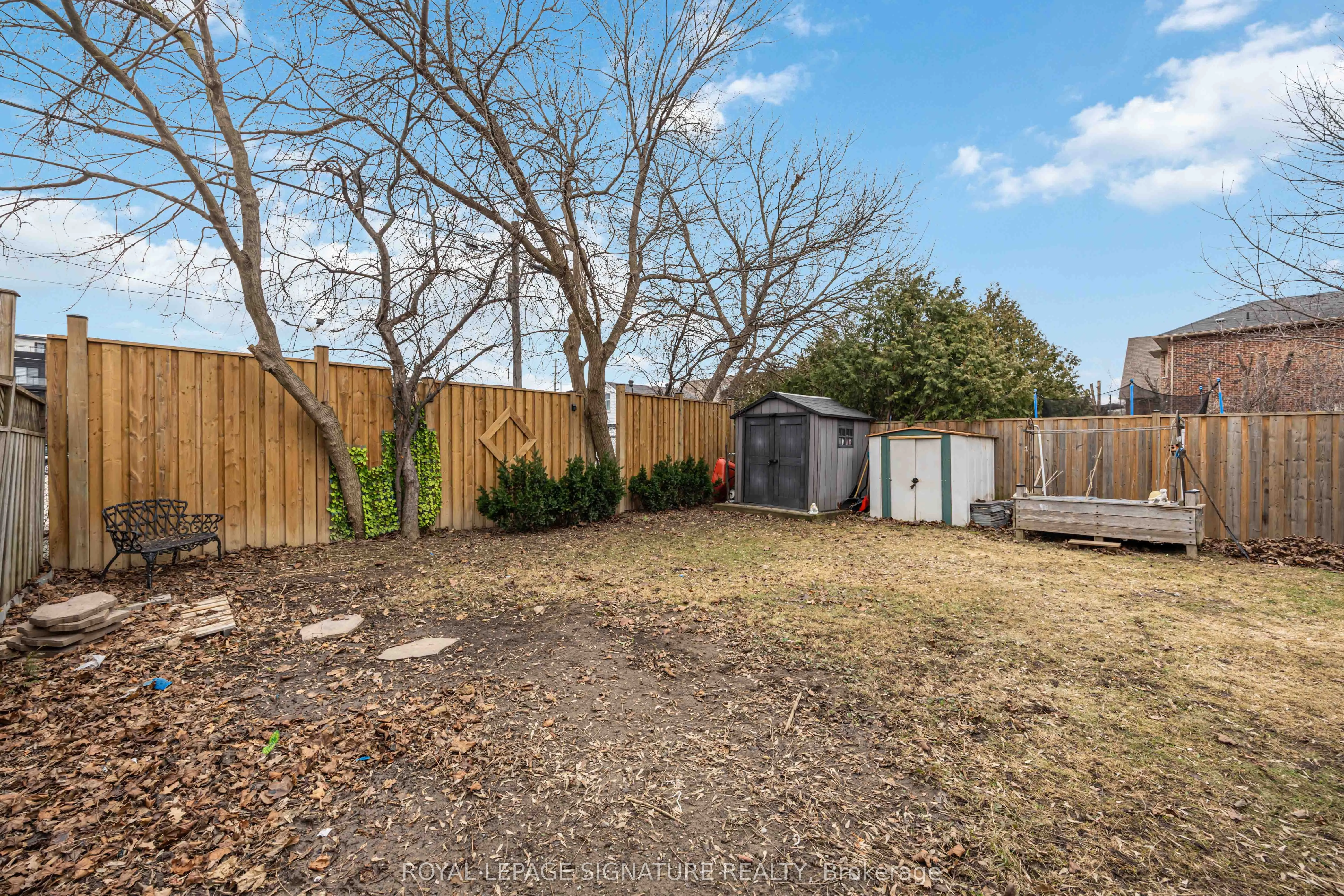 35 Rainbow Drive
