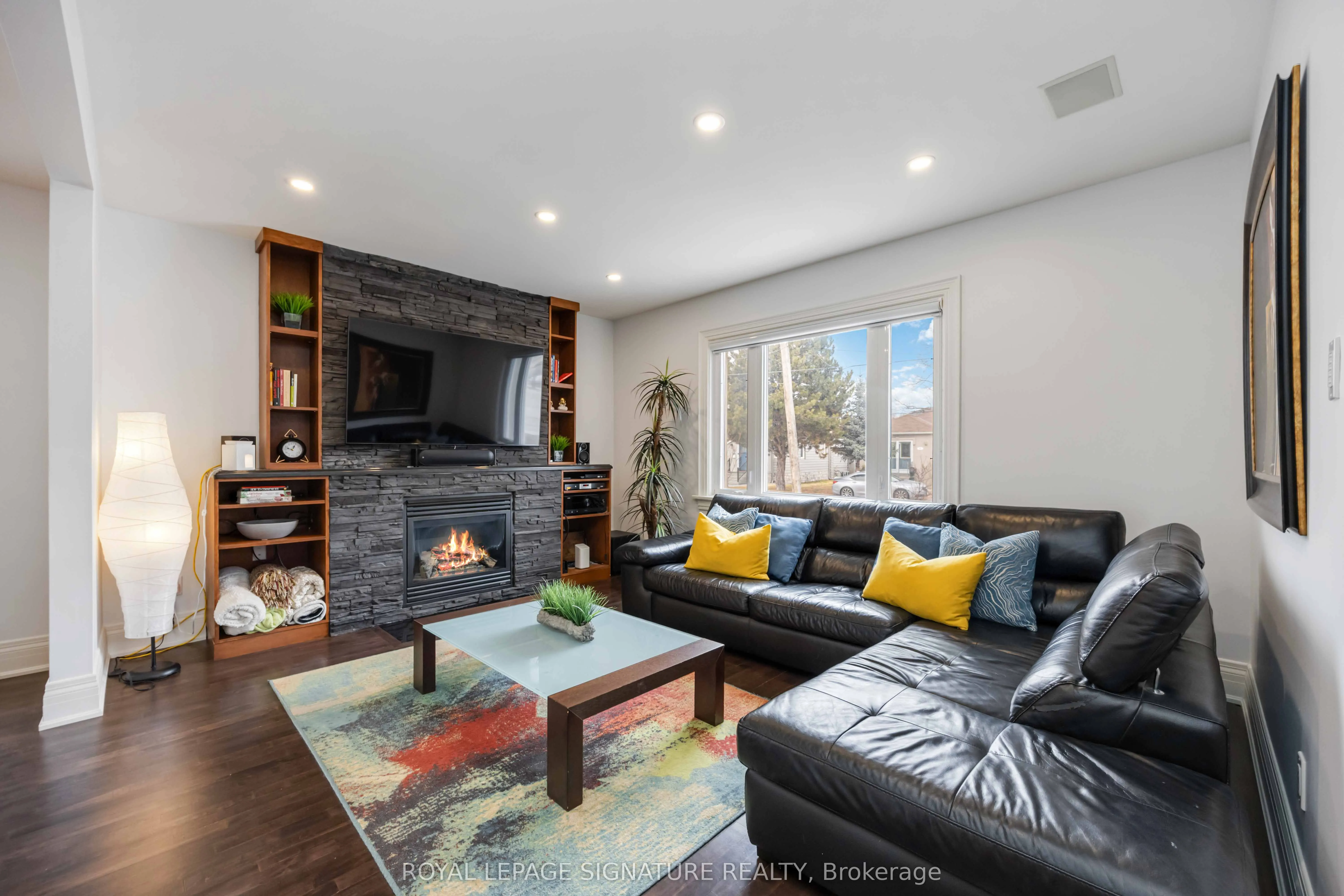 35 Rainbow Drive