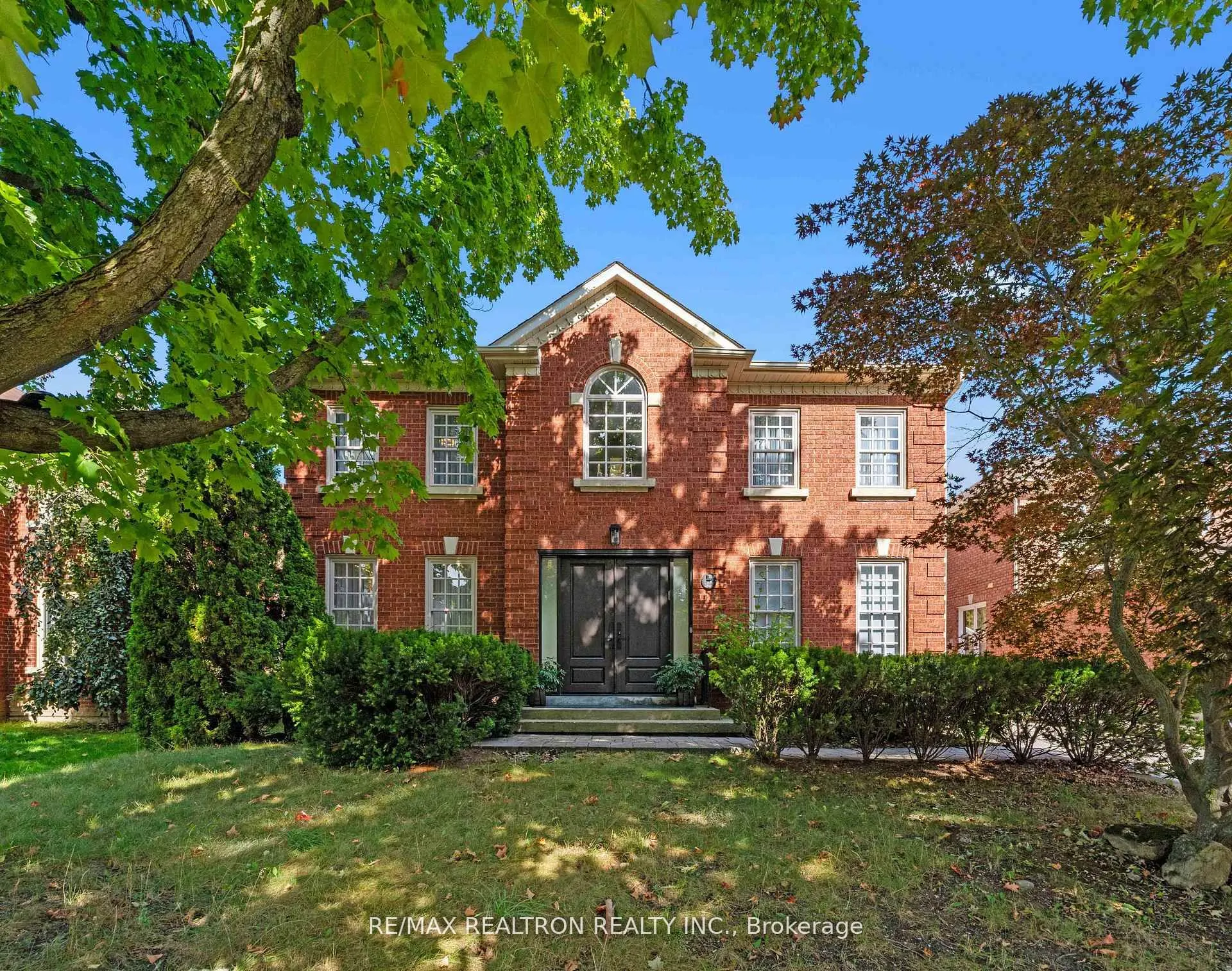 63 Willett Crescent