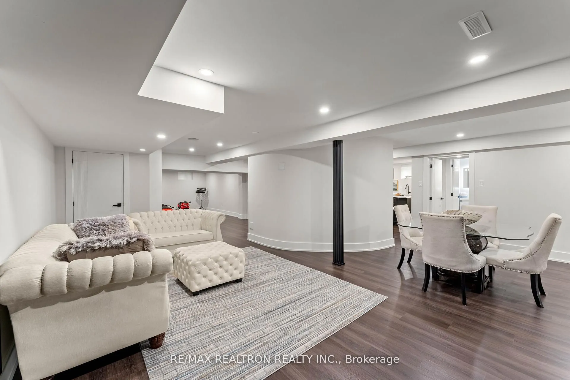 63 Willett Crescent