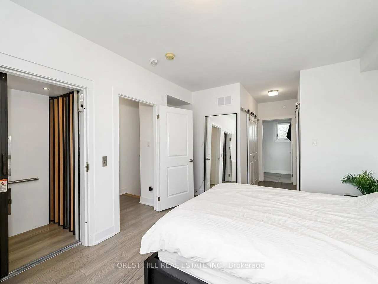 1 Hartman Avenue #5
