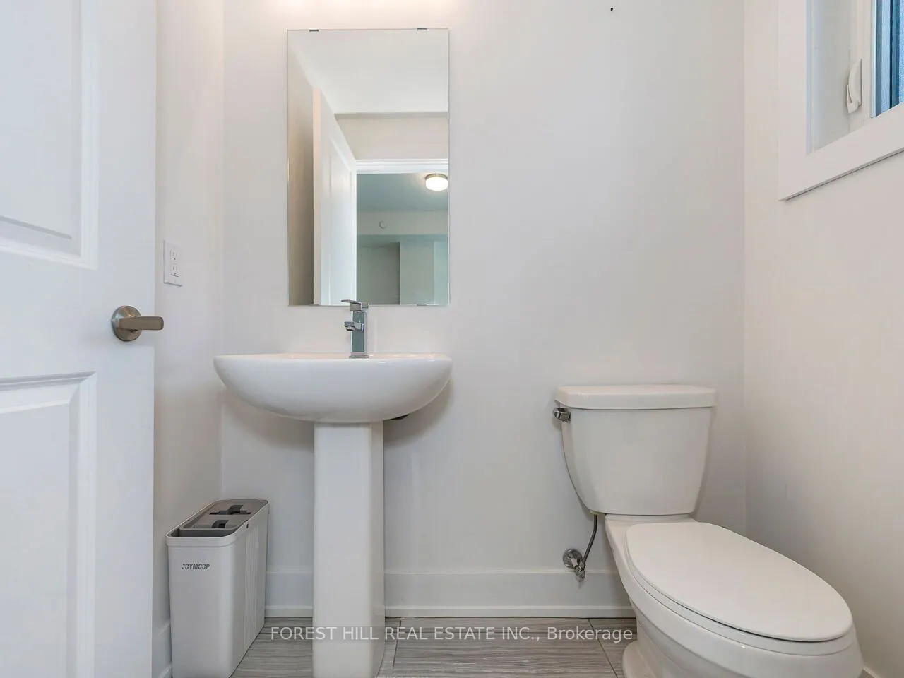 1 Hartman Avenue #5