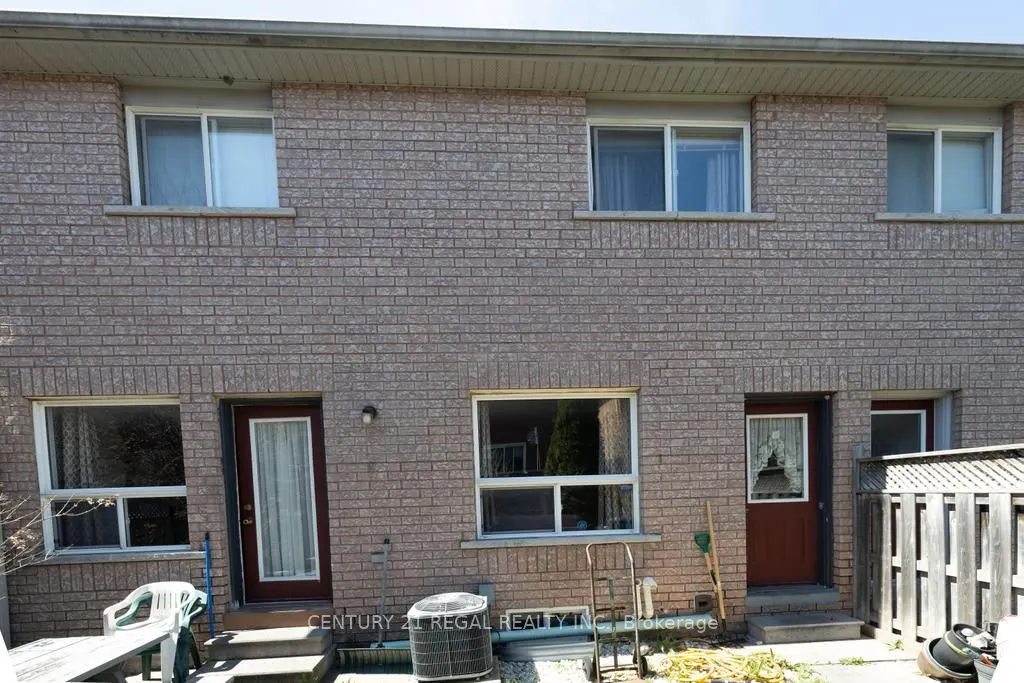 43 Waterton Crescent