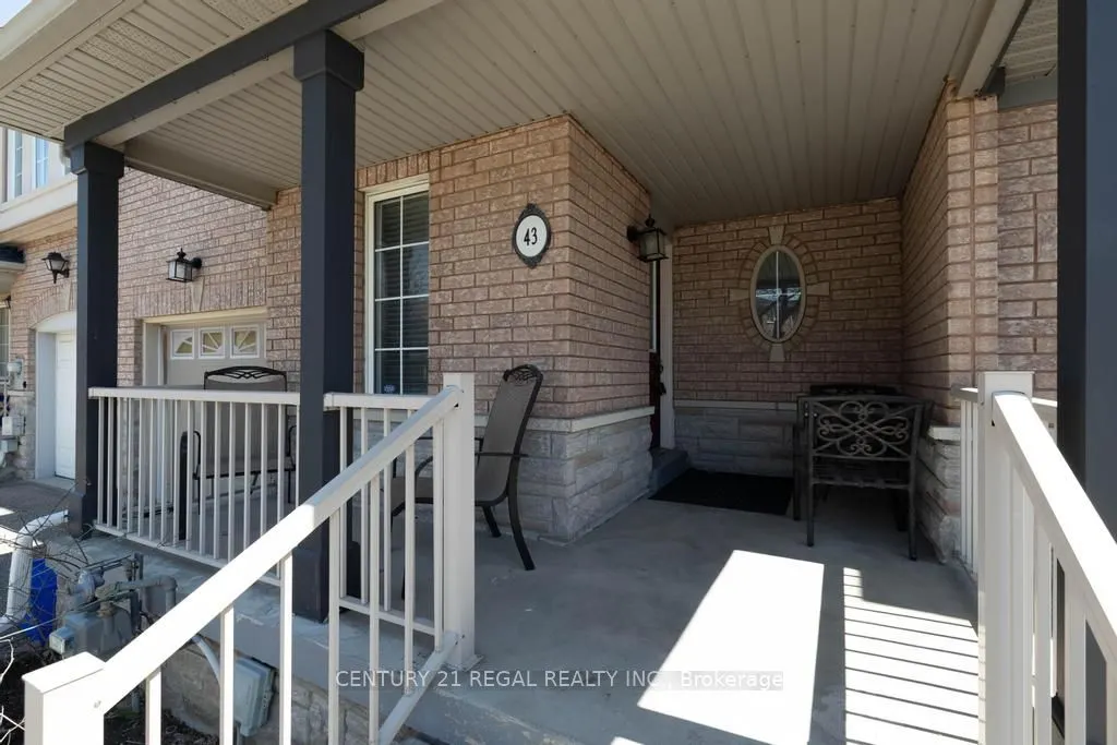 43 Waterton Crescent