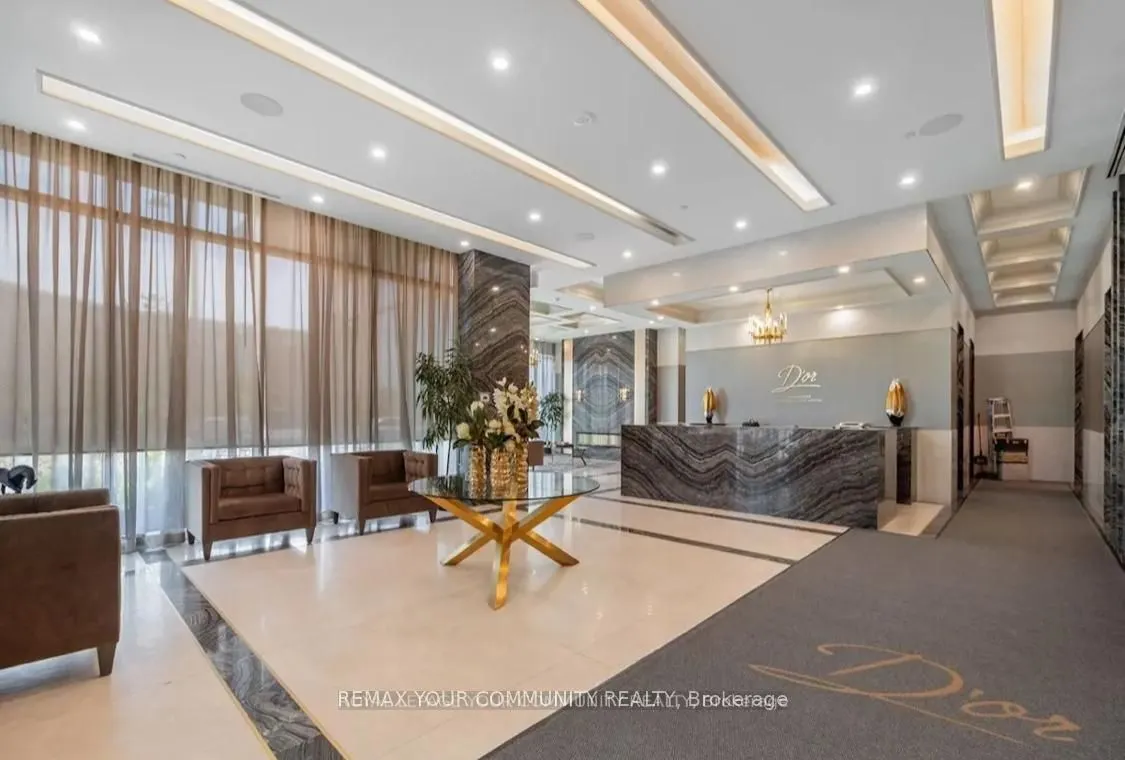 20 Gatineau Drive #404
