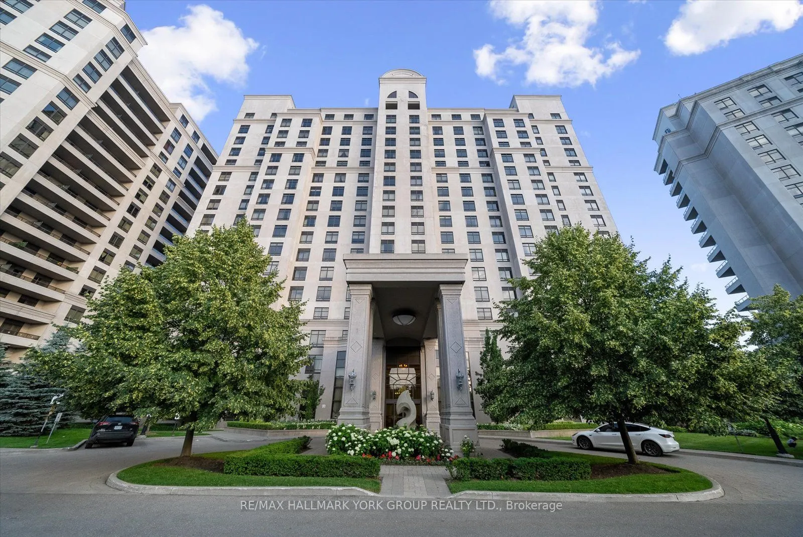 9245 Jane Street #1601