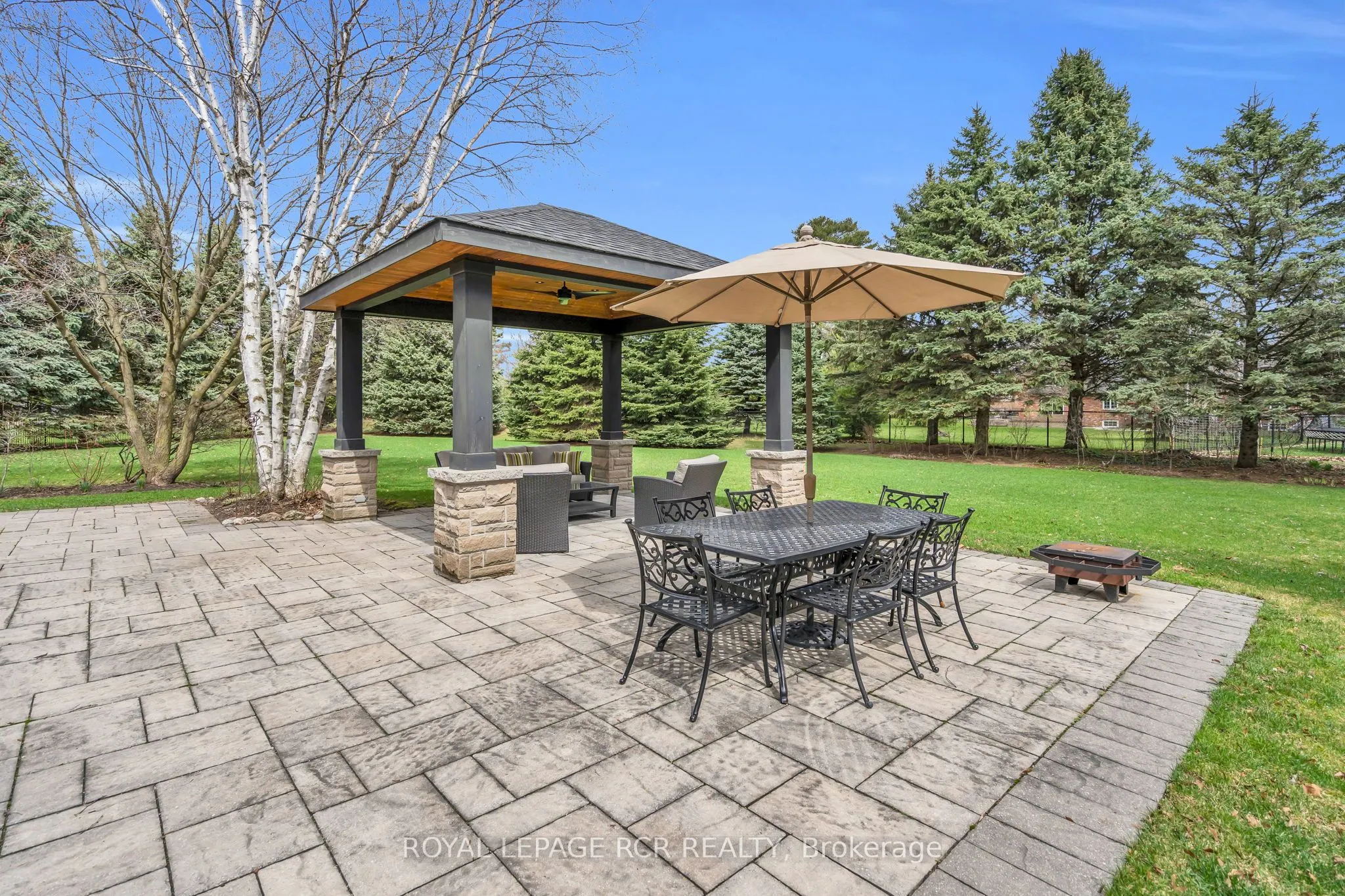 70 English Daisy Court