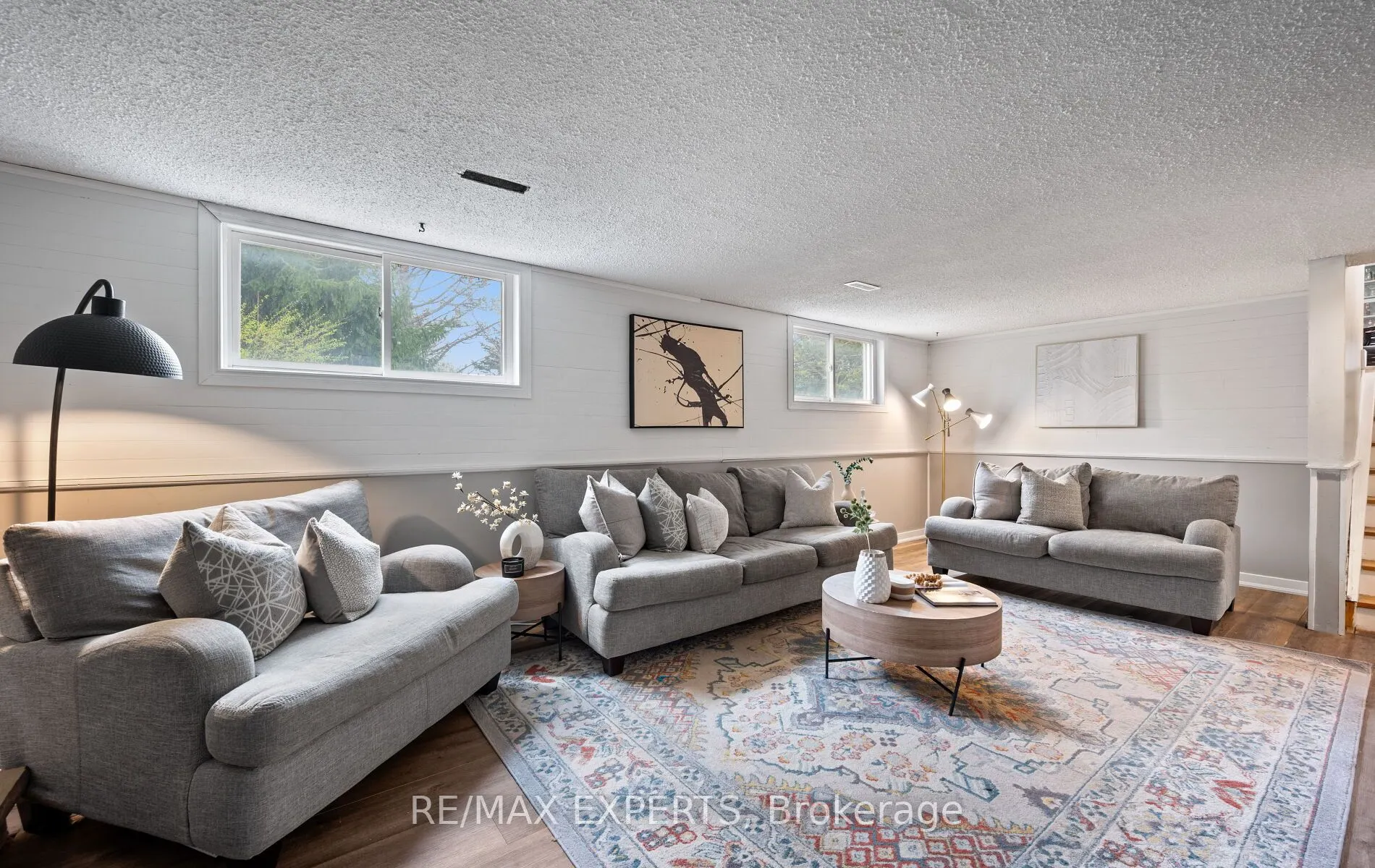 12 Simon Drive