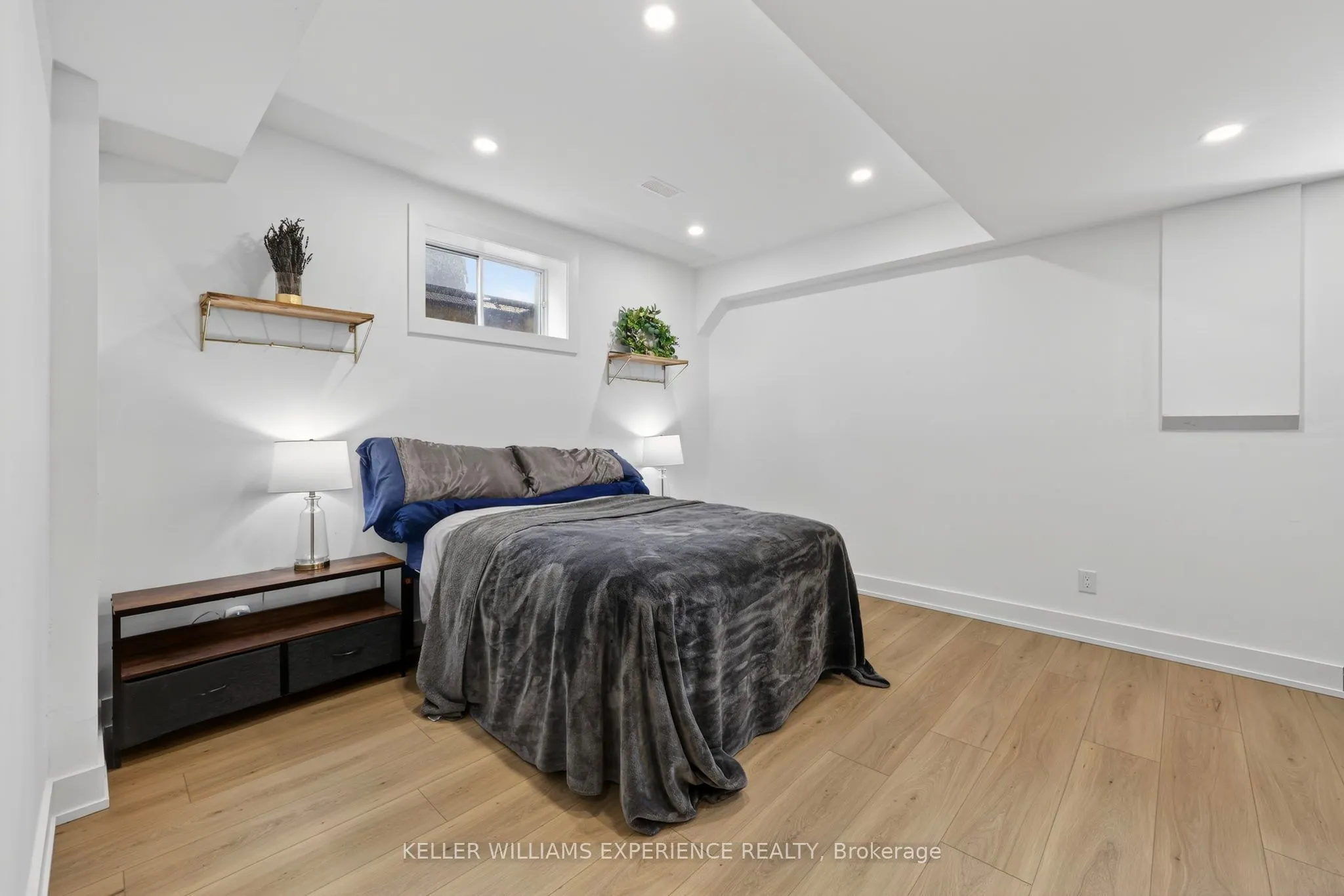2 Algonquin Heights Court